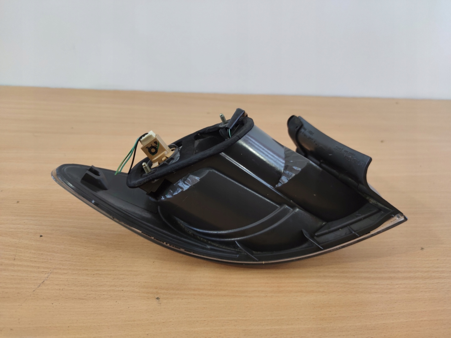 MAZDA VI 6 KOMBI 02-08 ROK right light rear part side