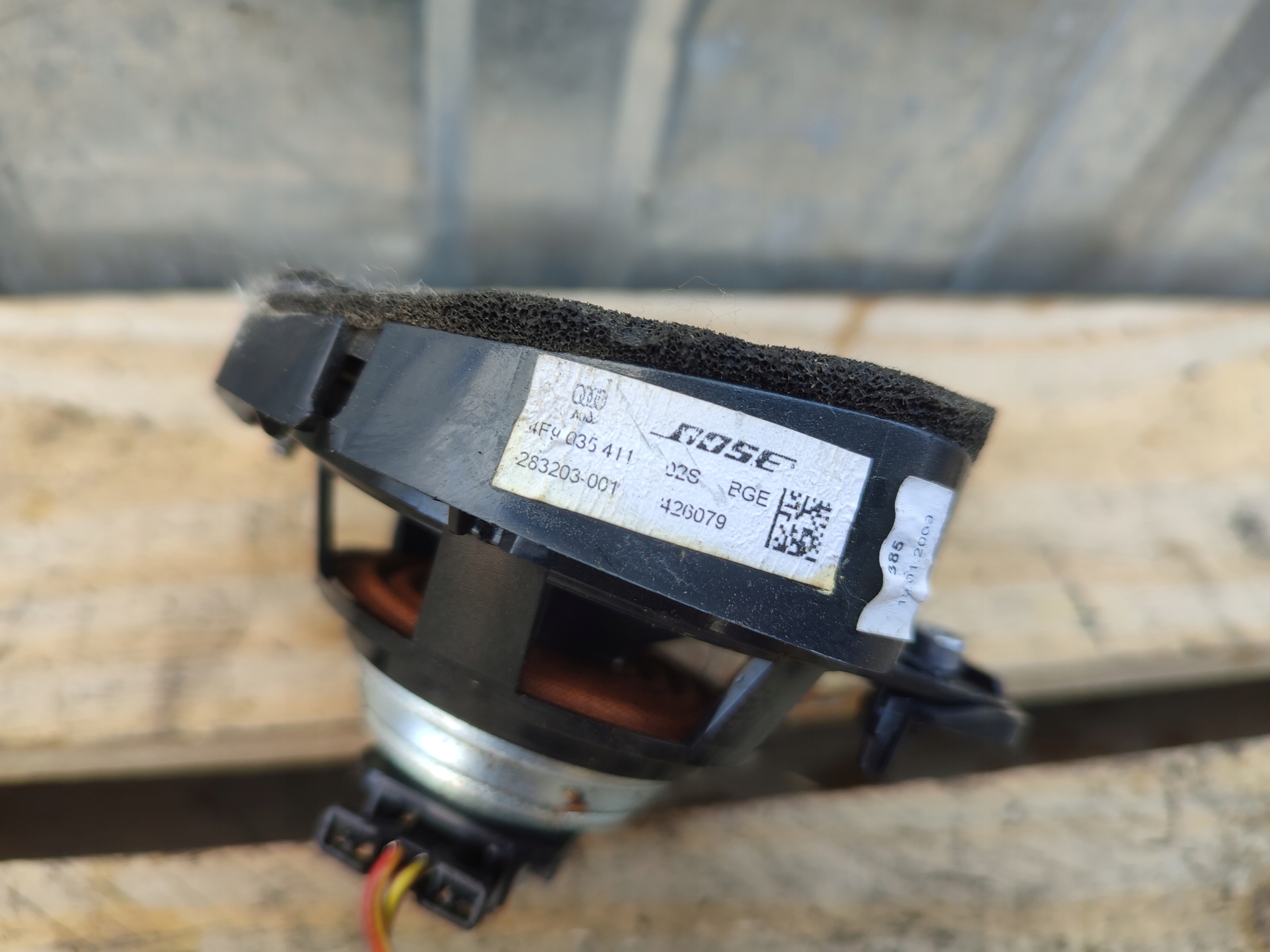 speaker BOSE door rear part AUDI A6 C6 4F9035411