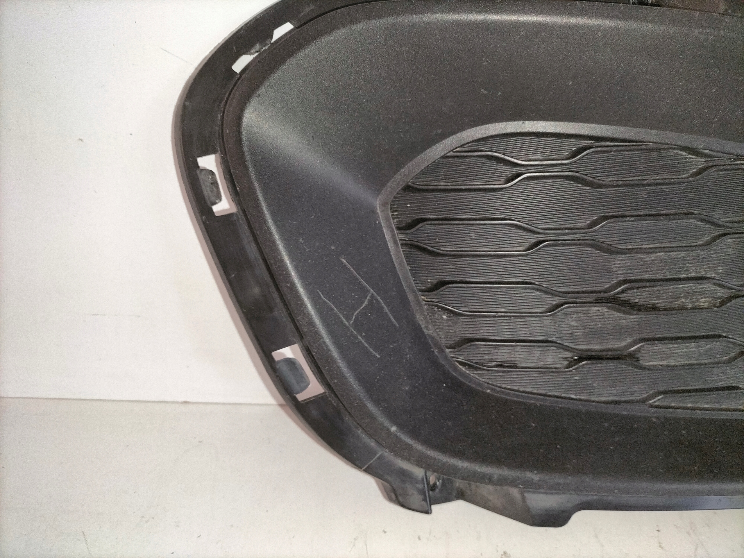 grille grid of a bumper front right KIA RIO III 11