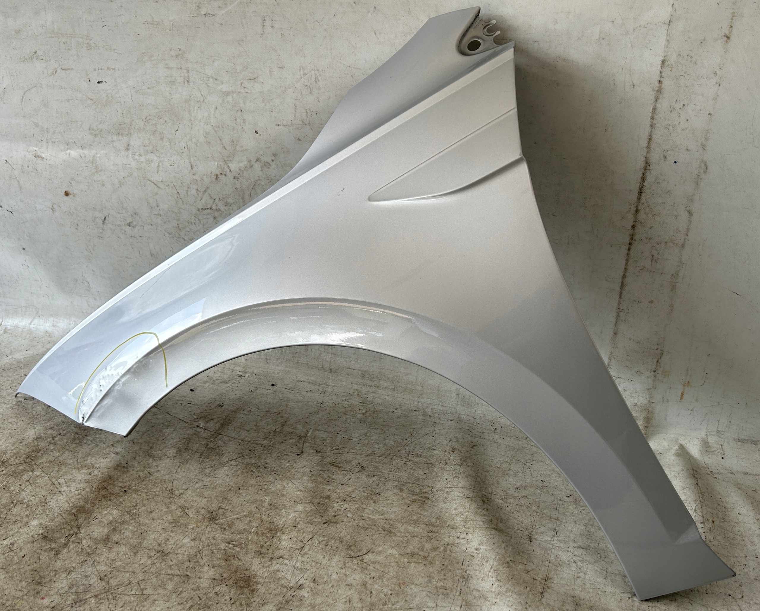 fender left front front VW POLO VI 2G