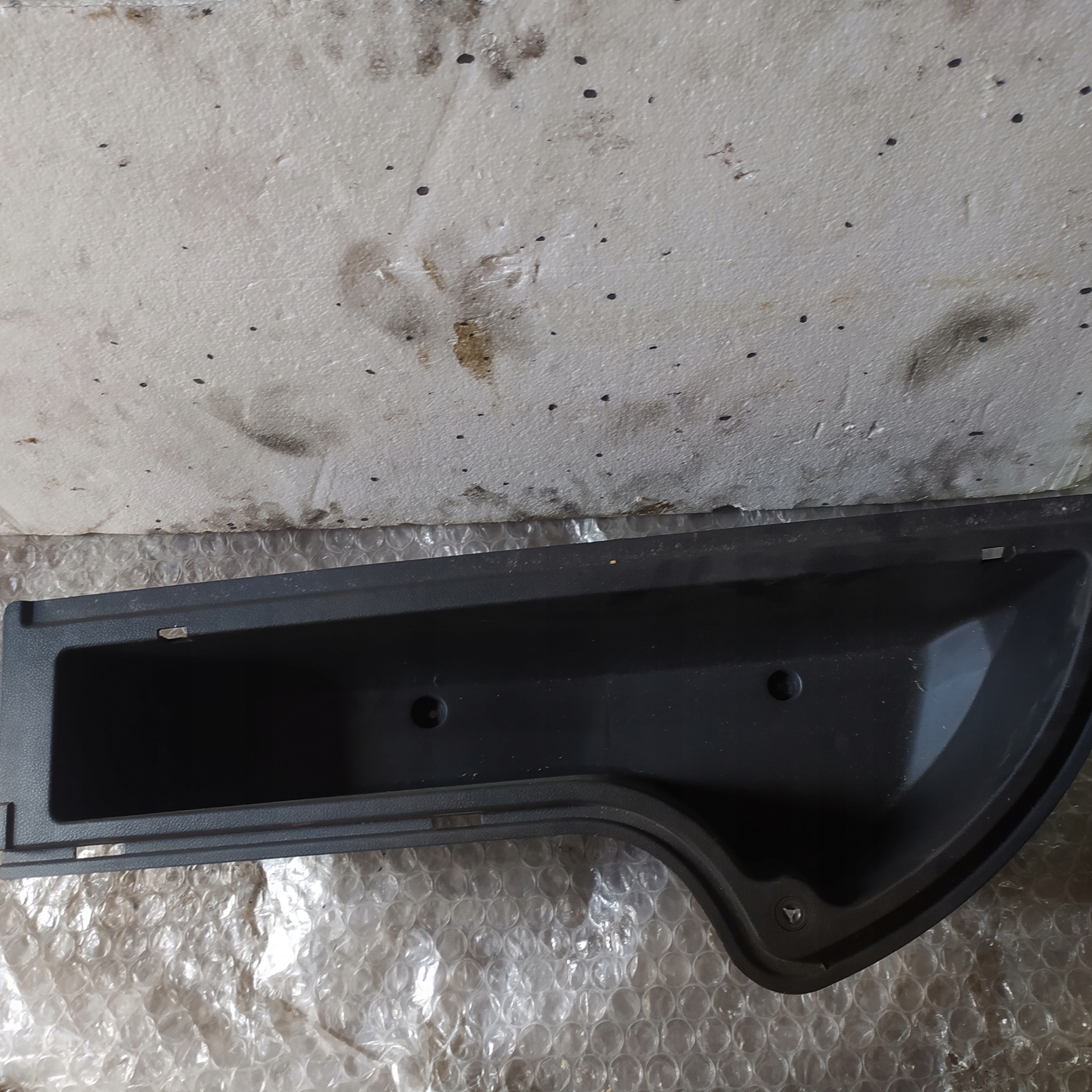 passenger compartment left rear part Nissan murano Z50