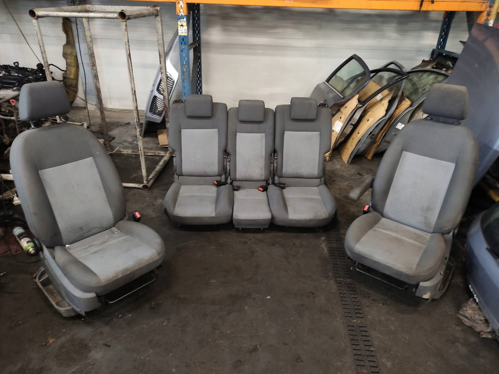 СИДІННЯ В ЗБОРІ ЛІВИЙ ПРАВИЙ ЗАДНІЙ ДИВАН FORD C-MAX І