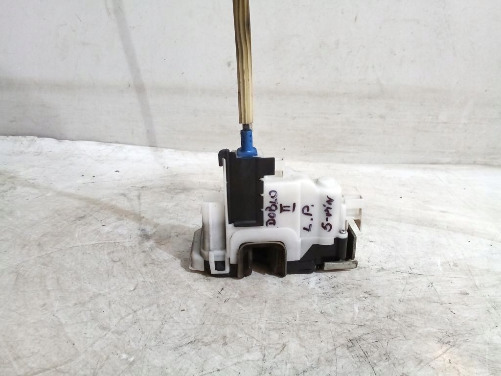 Fiat Doblo II 2 lock left front 5 PIN