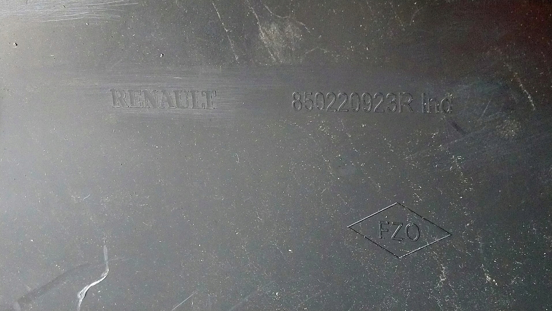 RENAULT KADJAR LIFT 18- bumper rear part rear PDC