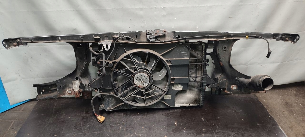 support panel for radiators pillar iron VW T5 1,9 TDI