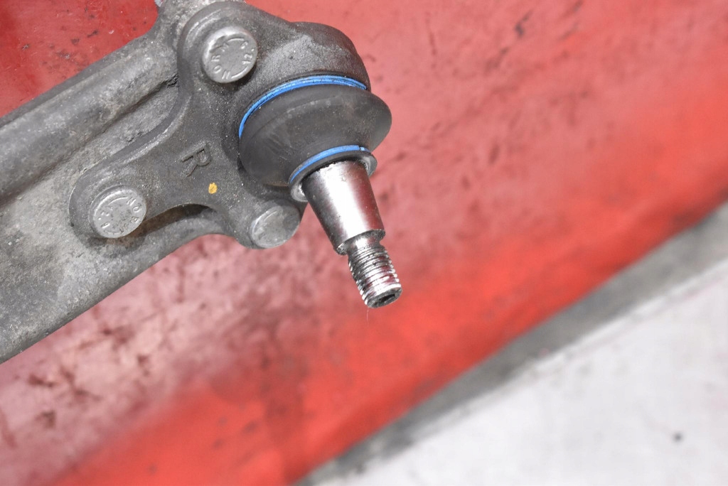 axle beam sider subframe axle beam front VW PASSAT CC 1.8 TSI 160 KM 08-12