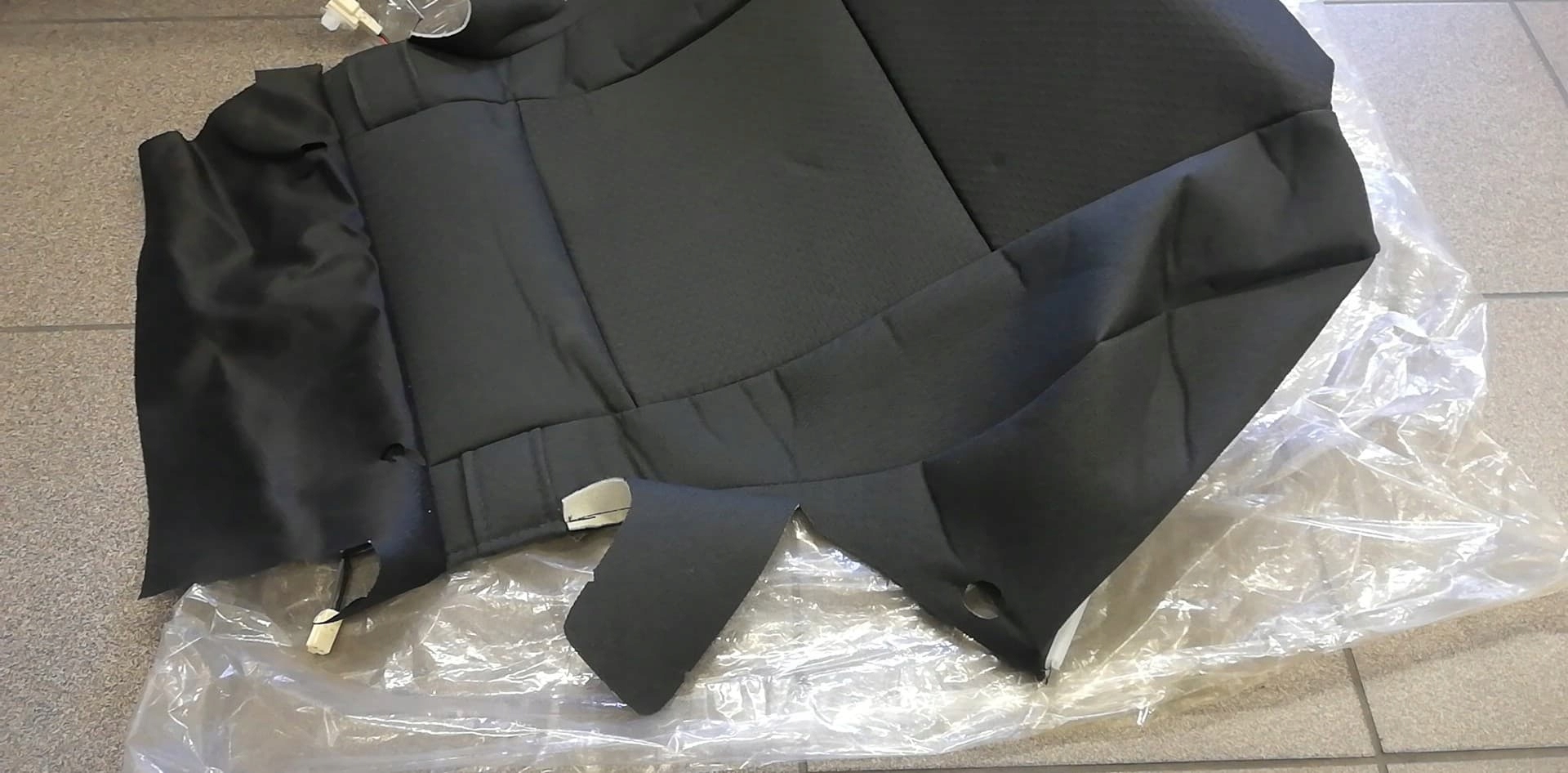 COROLLA VERSO обивка правое