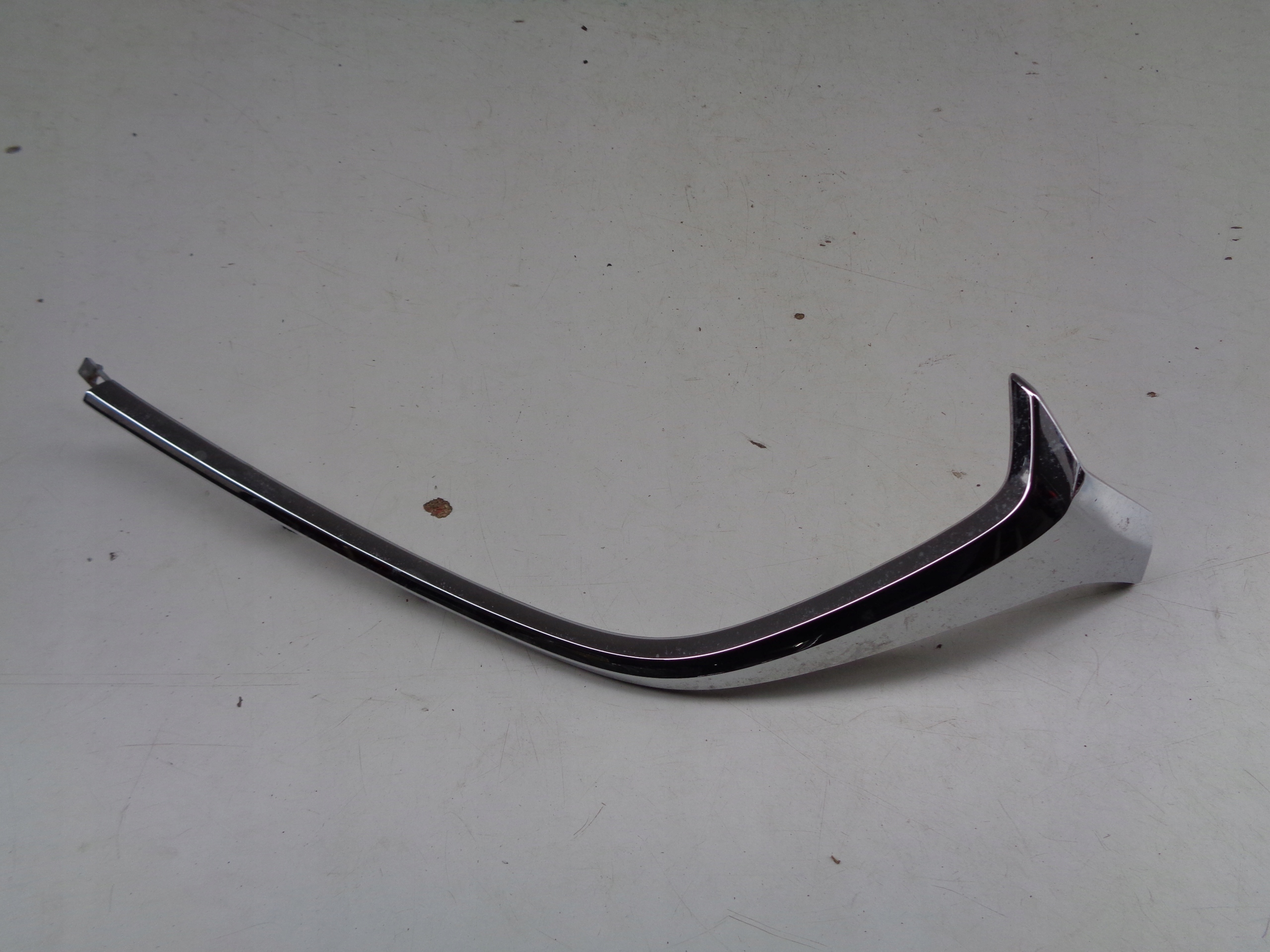 CHROM grille of a bumper left front MAZDA CX3 15