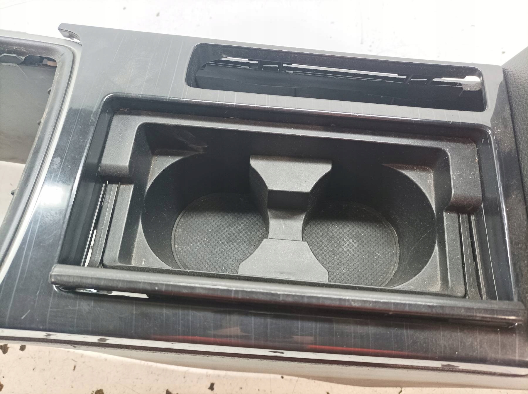 TUNEL central armrest GH passenger compartment Mazda 6 II (2007-2013)