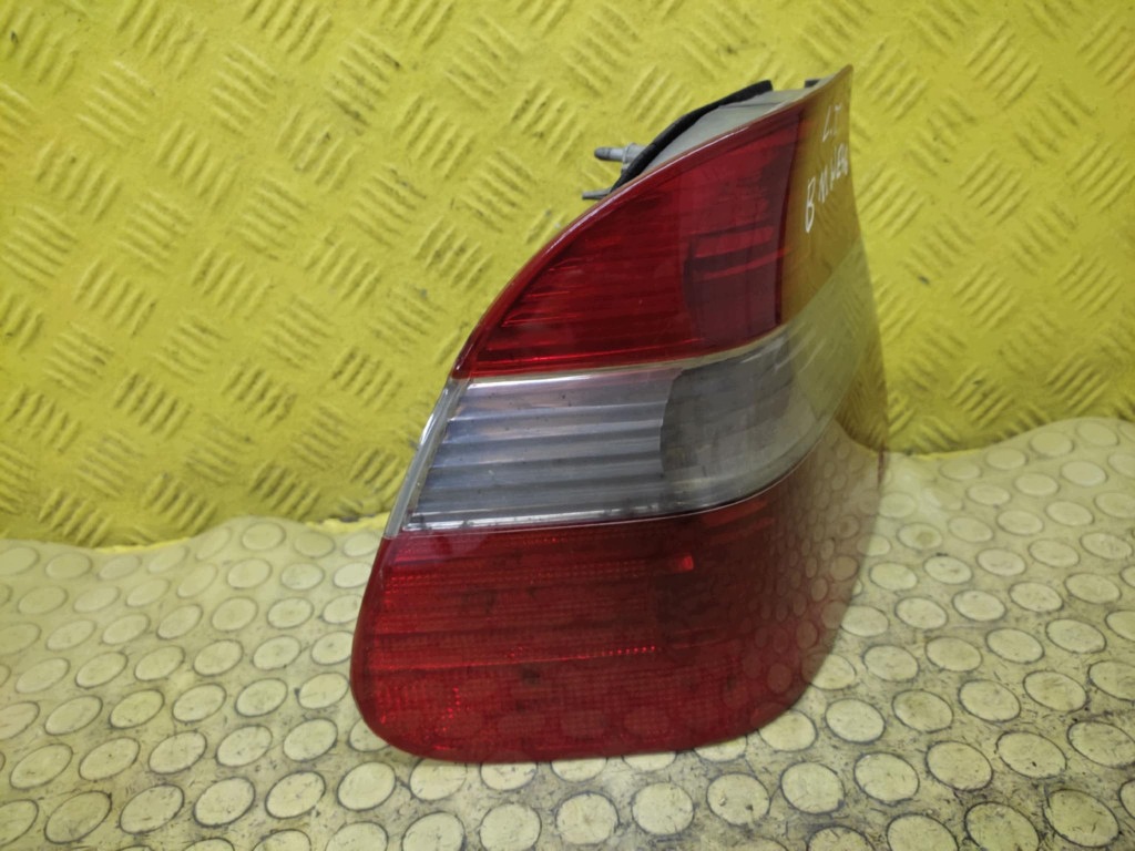 BMW E46 light left rear part
