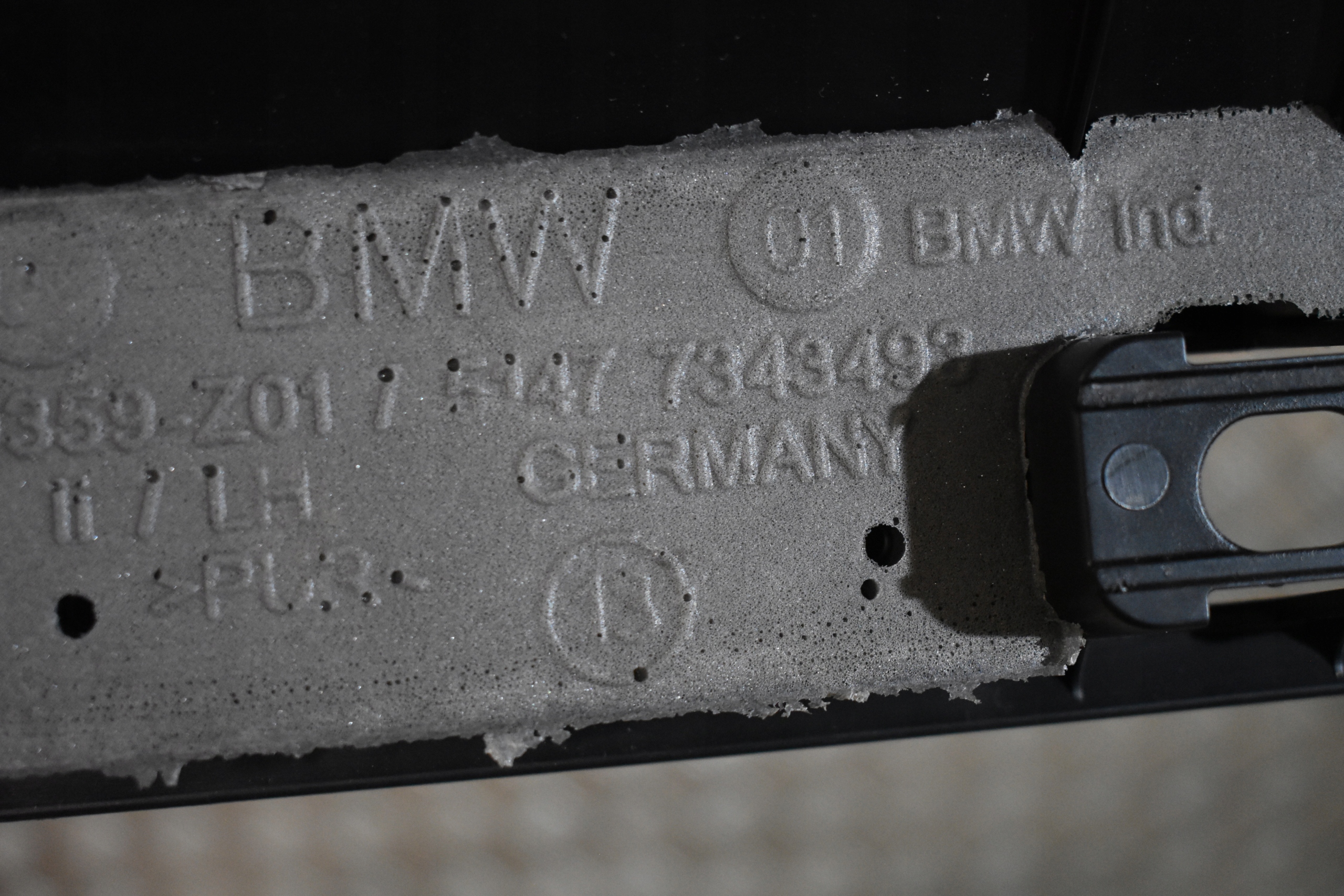 IDEALNA moulding cap threshold left BMW G11 G12 1