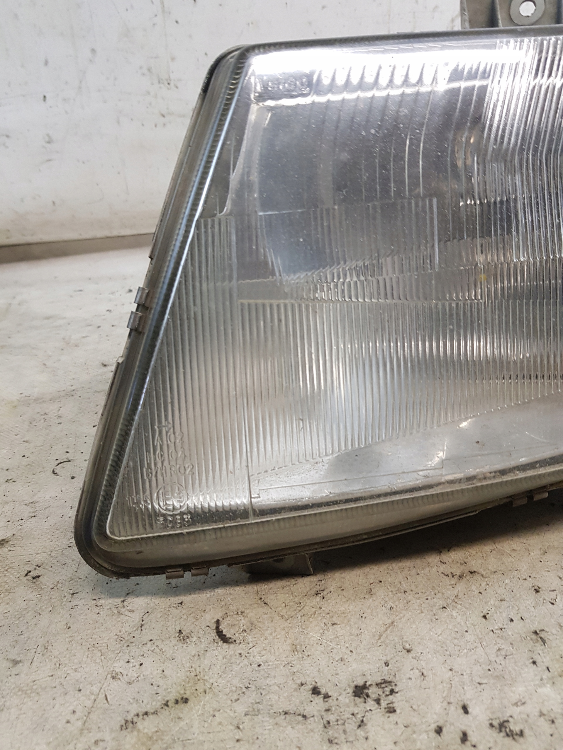 light left front MERCEDES VITO and