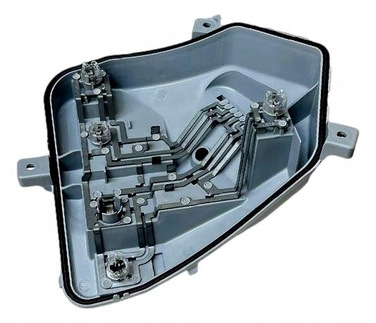 Mercedes A-klasa W176 Objímka zásuvky zadní levá Oe