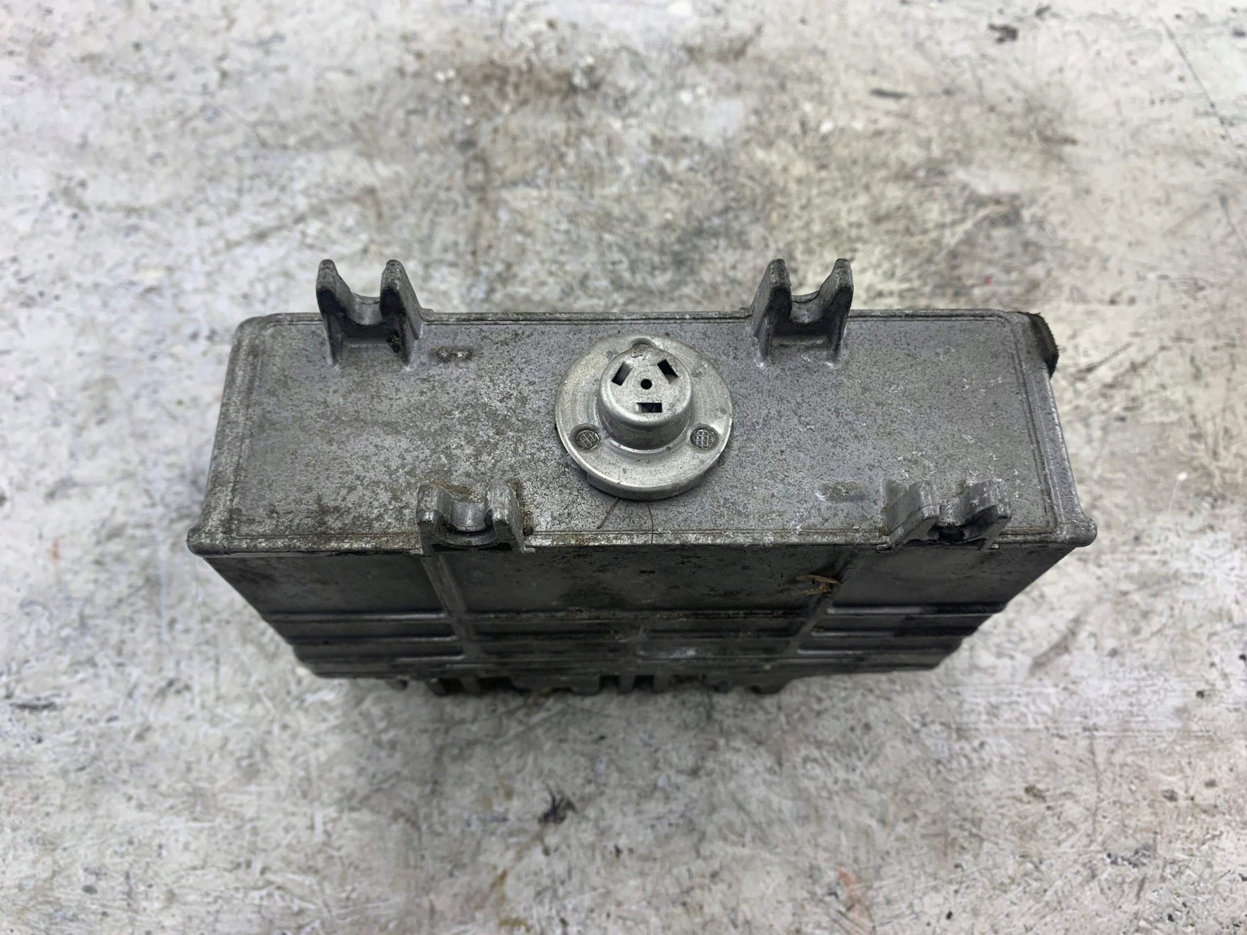 VW LUPO 1.0 unité de commande électronique uce moteur 030906027AH