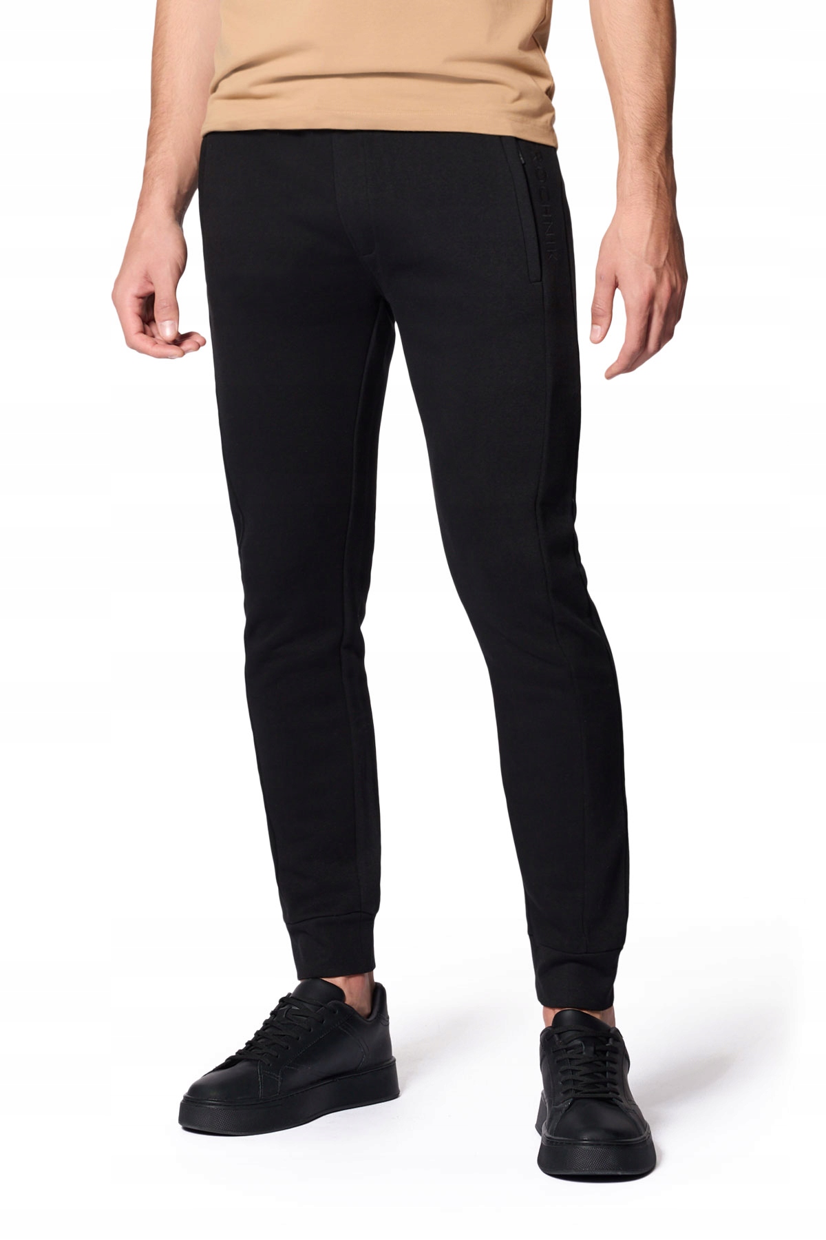 Spodnie Dresowe Męskie Bawełniane Czarne z Haftem Próchnik PM4 M