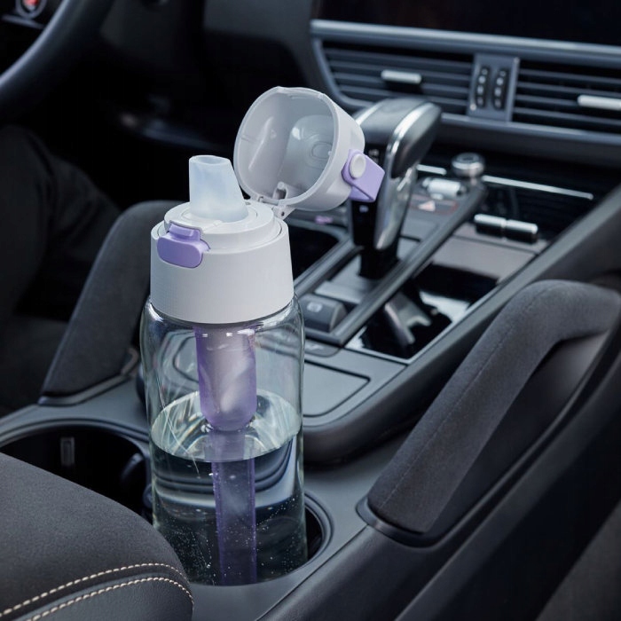 Butelka filtrująca wodę Dafi SOLID 0,7l lawendowa Kolor dominujący fioletowy