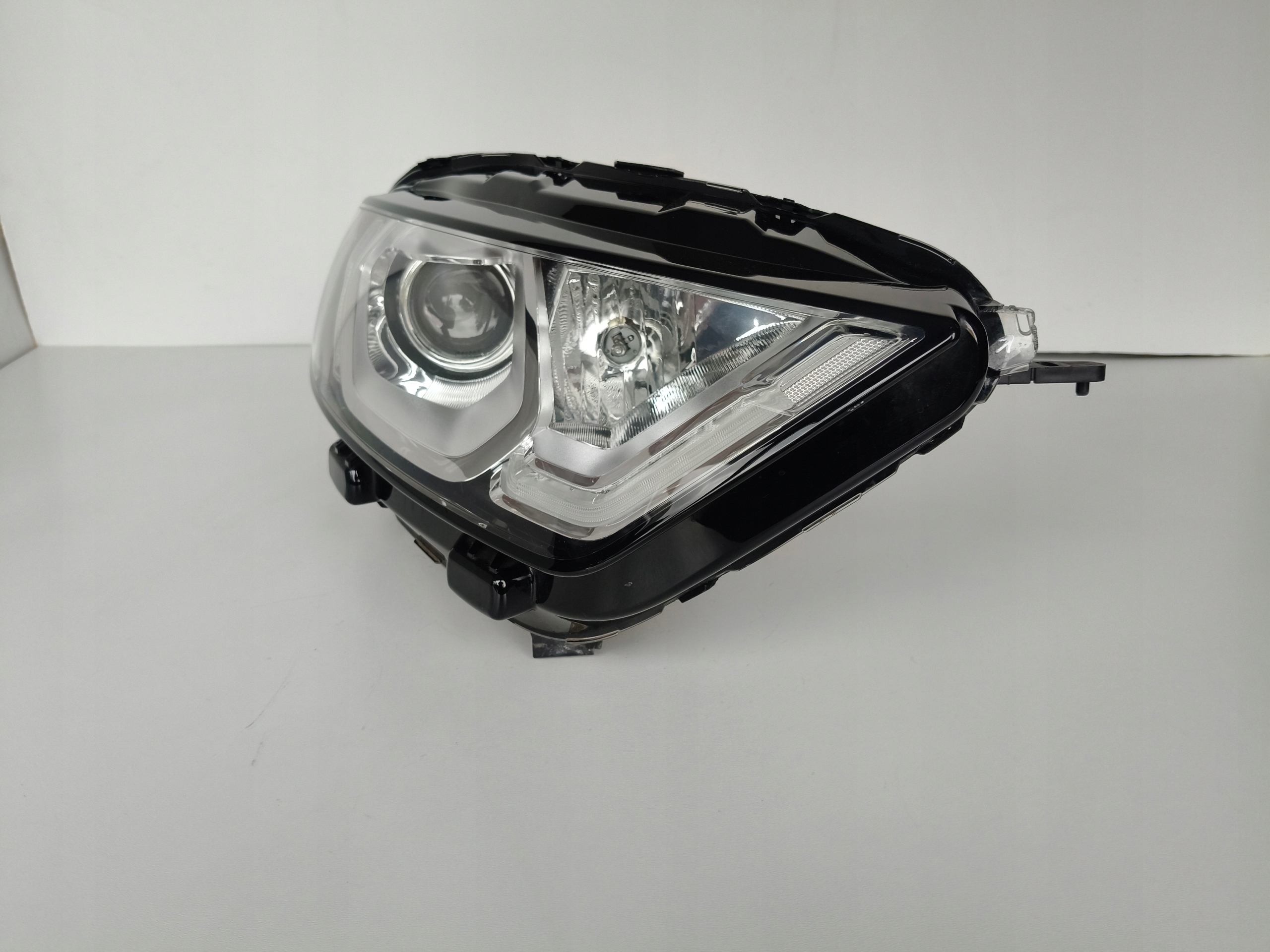 light right REFLEKTOR FORD ECOSPORT 17- LIFT
