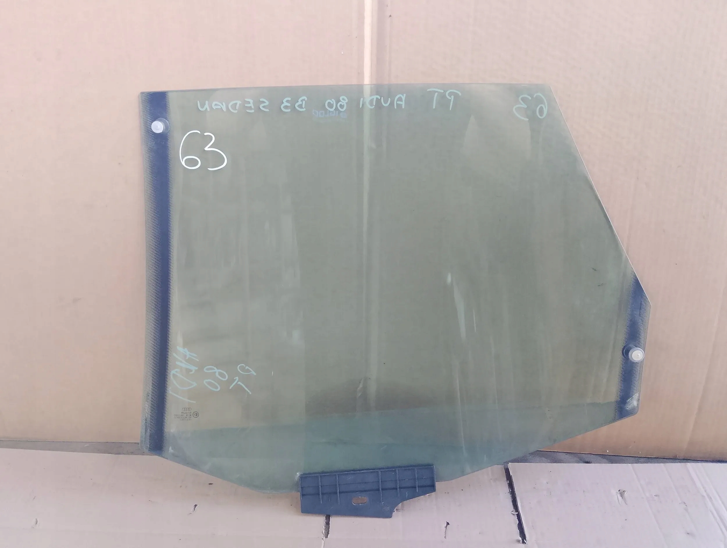 window door right rear part Audi 80 B3 sedan
