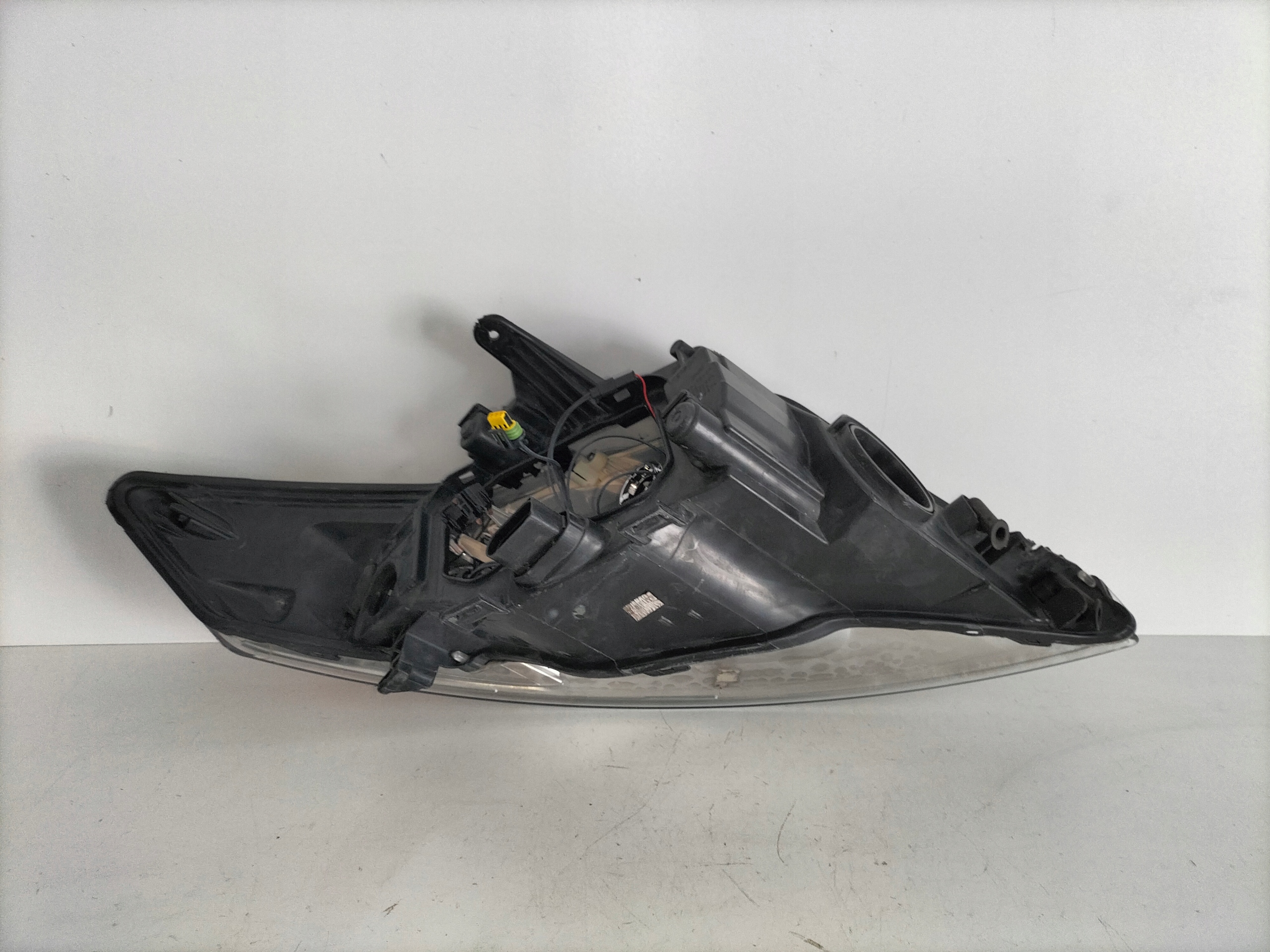 light front reflektor left FORD MONDEO MK4 LIFT 10- XENON