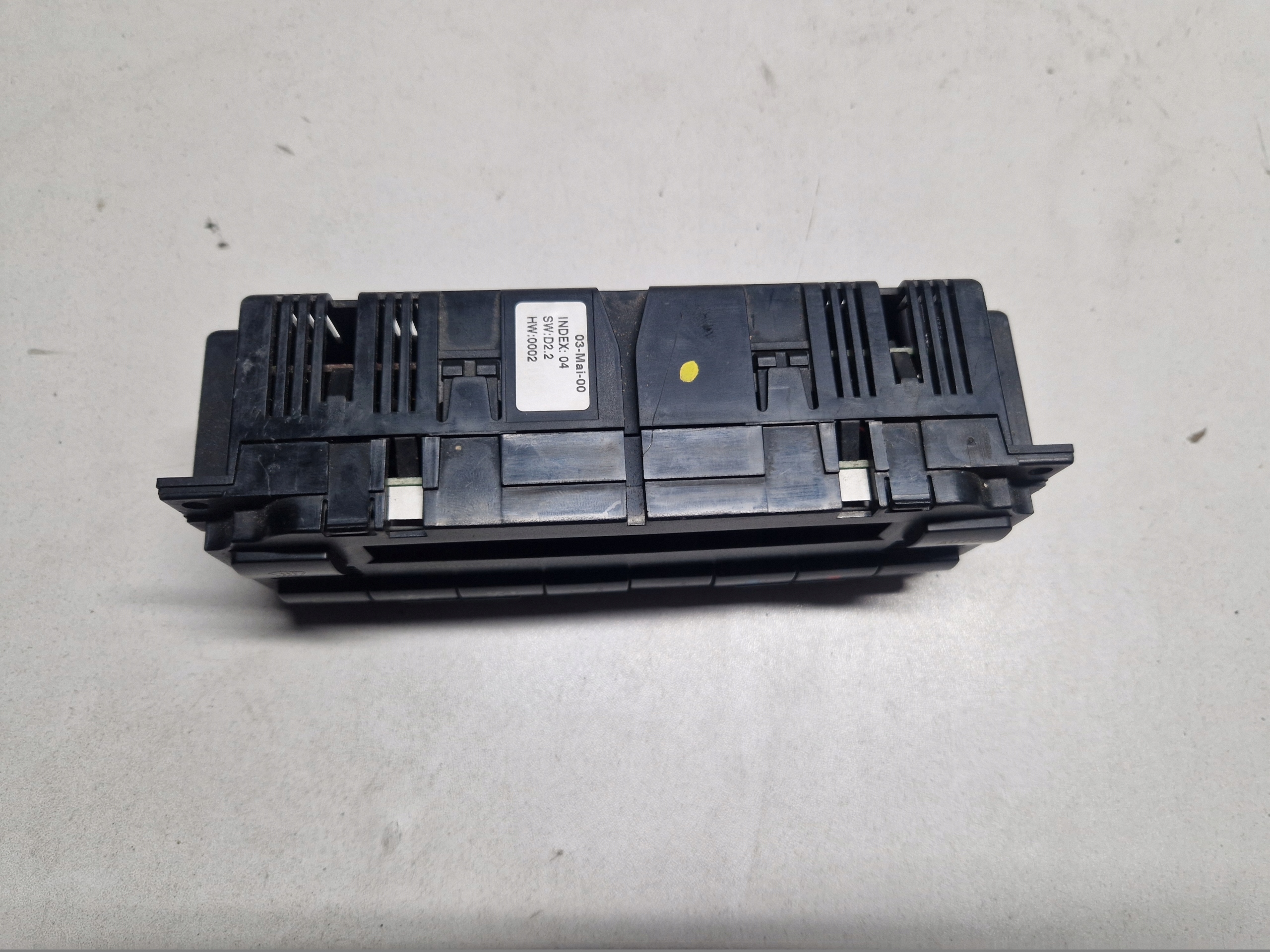 PANEL Bouches buses VW PASSAT B5 1.9 TDI 3B1907044B