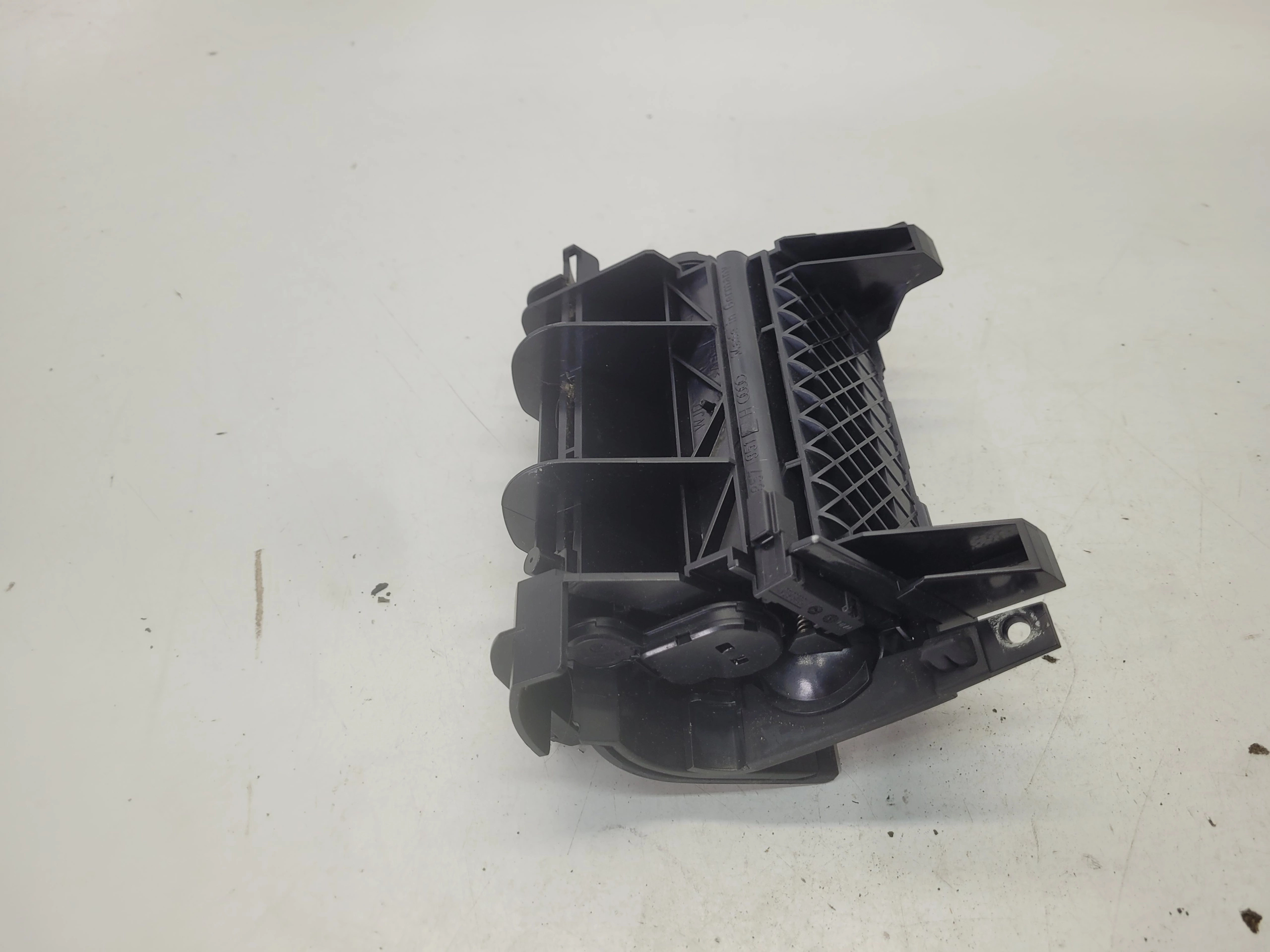 ashtray passenger compartment front AUDI A4 B6 B7 8E0857951H