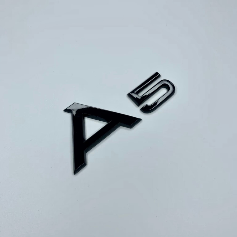 Czarne emblematy Audi A5 ringi przód i tył + A5 B9 Marka Audi
