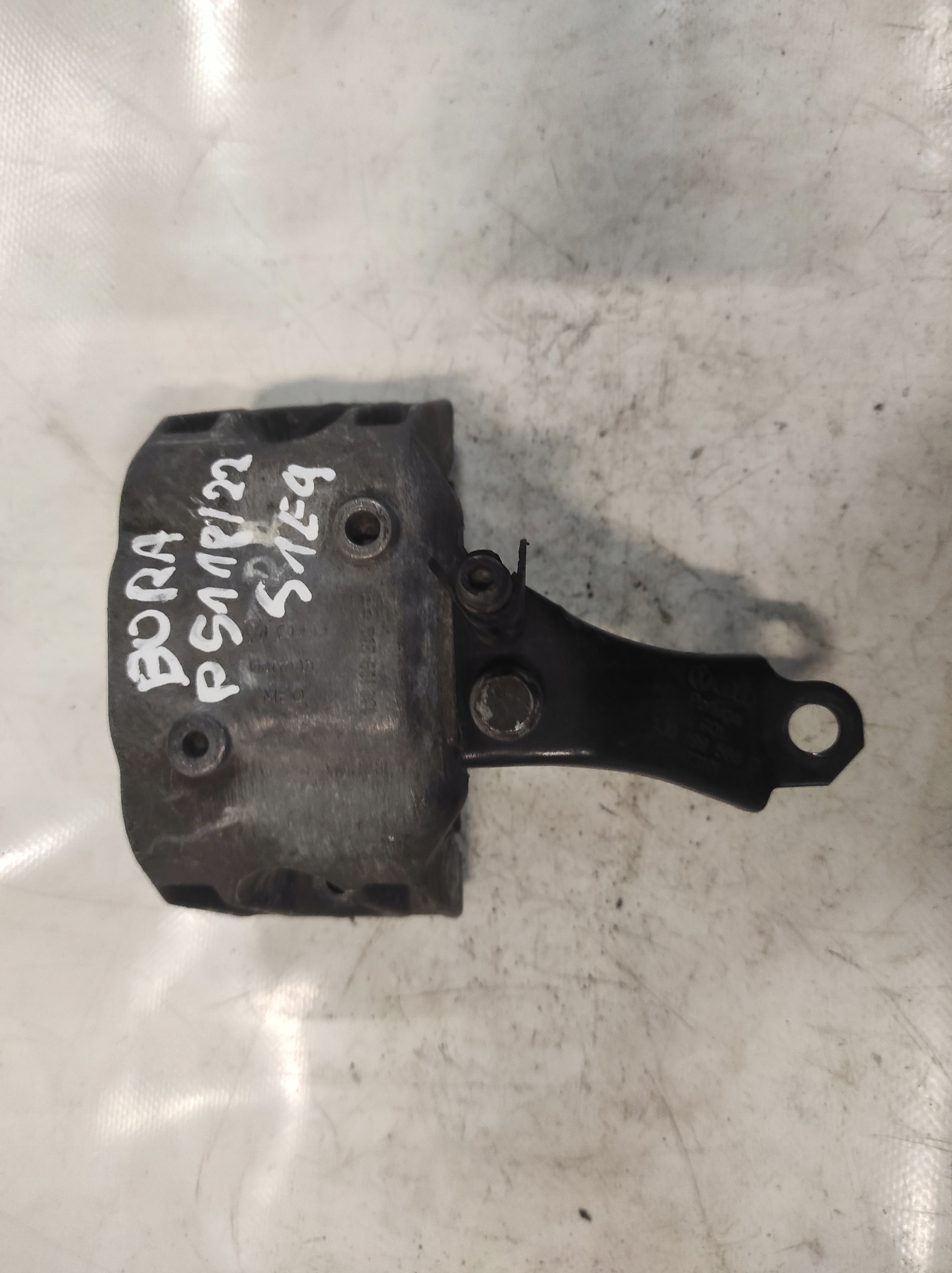 VW BORA IV 4 1J0199262BK engine mount