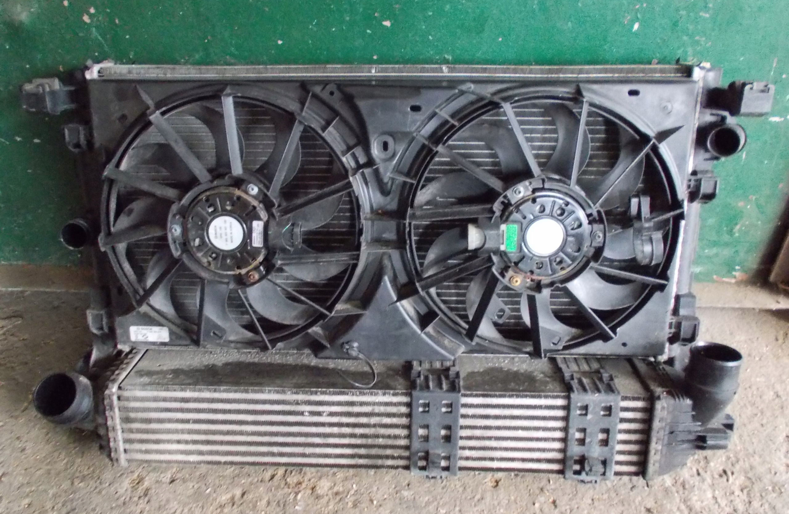 RENAULT LATITUDE 3.0 DCI 12R radiator complete 214810032R 921000002R