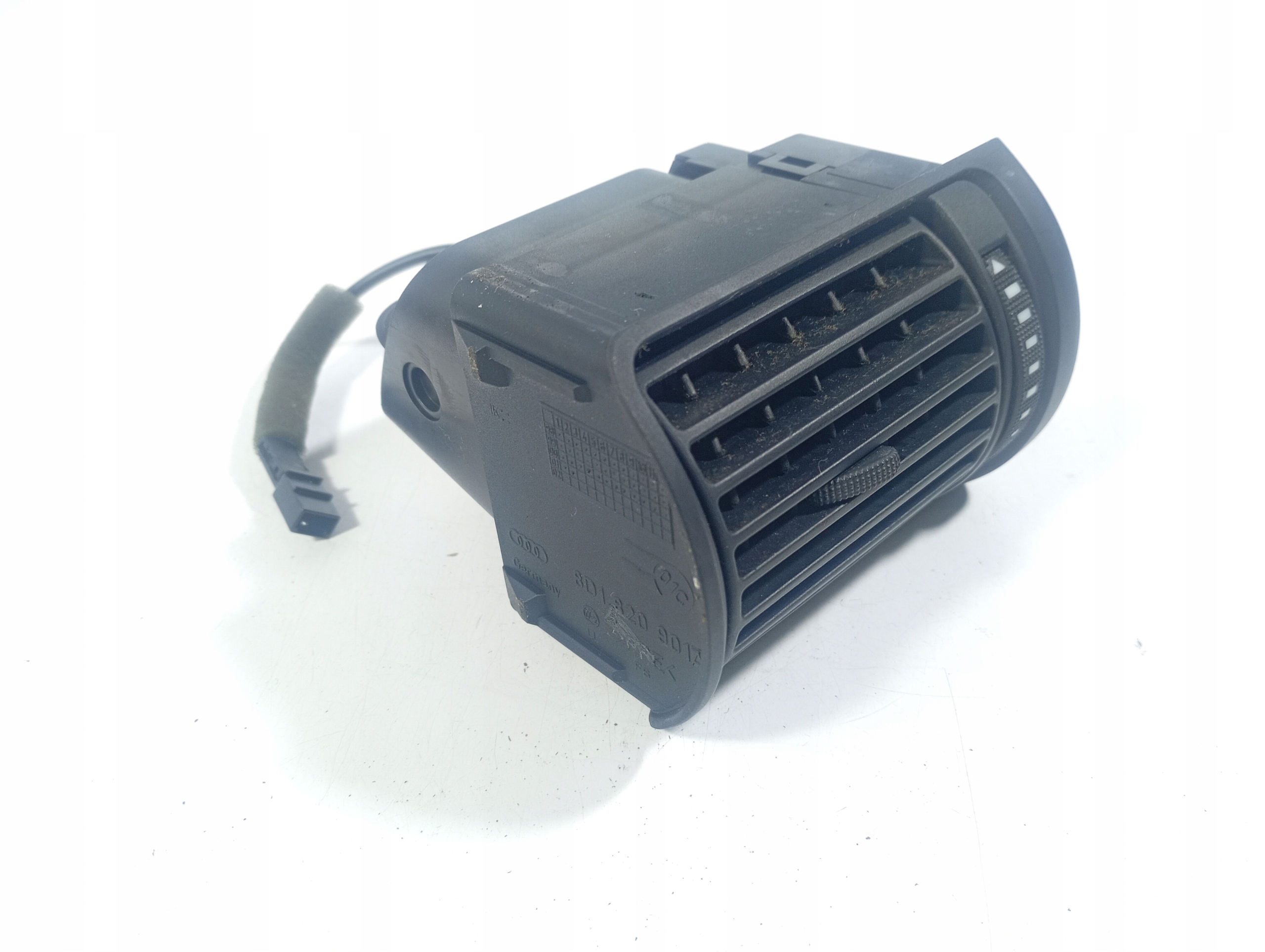 Audi A4 B5 94-01 grid air conditioning devices air left driver´s OE 8D1820901A