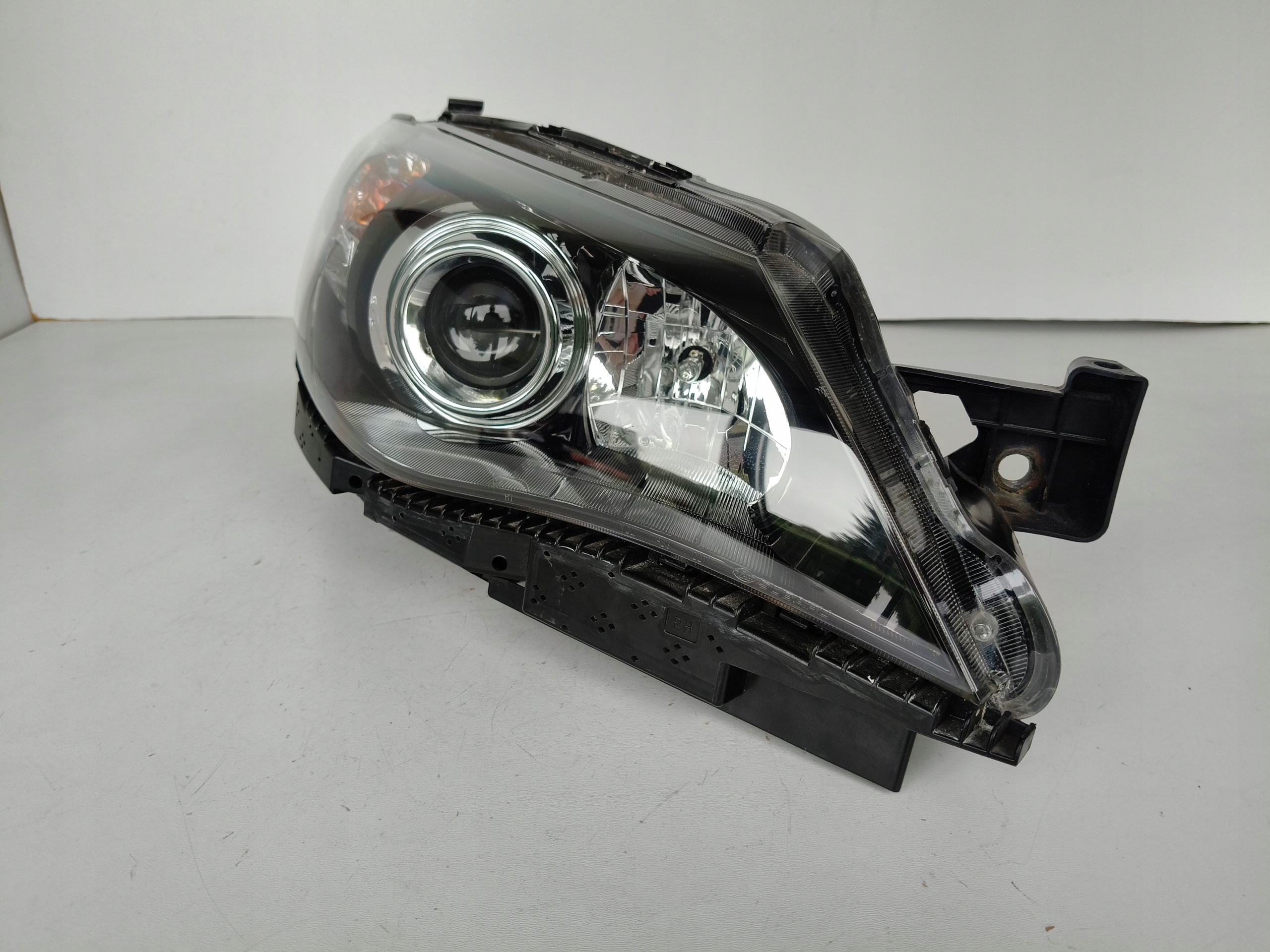 light right REFLEKTOR SUBARU IMPREZA WRX STI