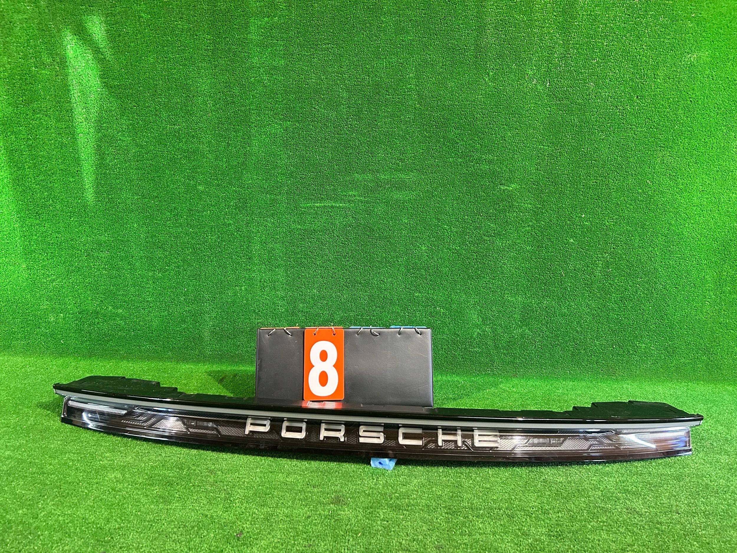 light rear part cap LED PORSCHE TAYCAN 9J0945082P nr:8