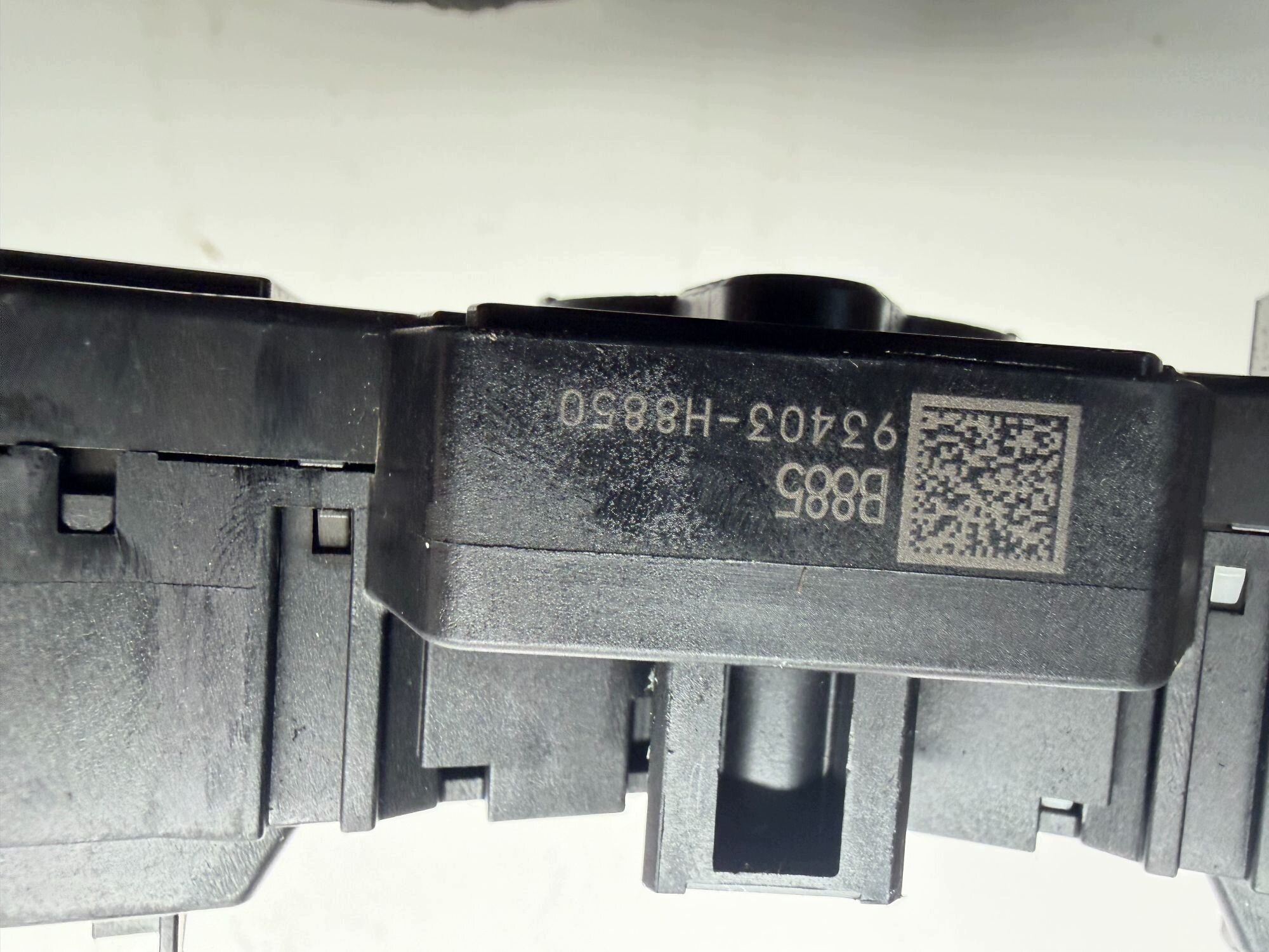 KIA RIO IV V commande levier commodo sous volant lave glaces feux 17-24 93403-H8850