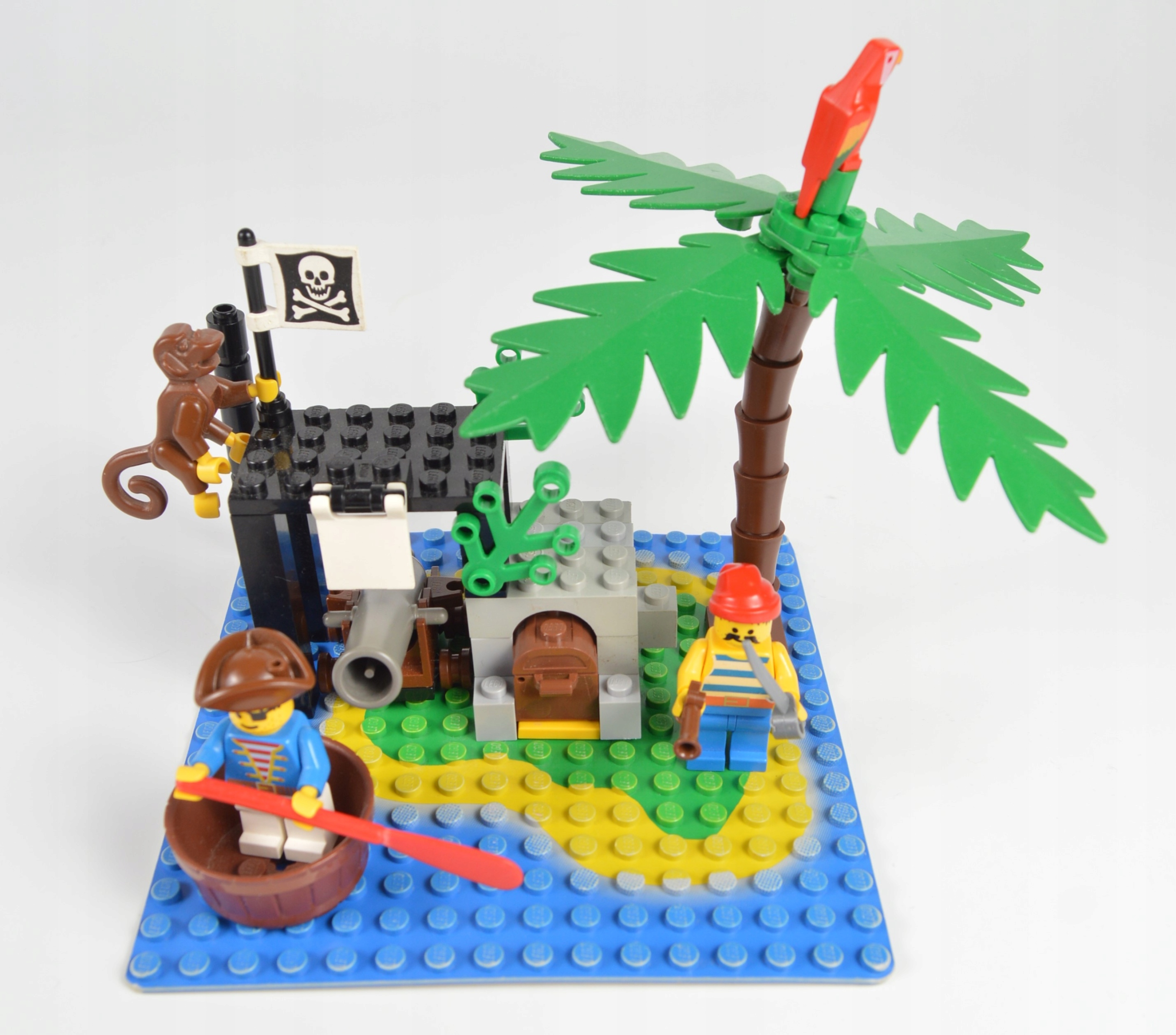 LEGO Pirates 6260 Shipwreck Island