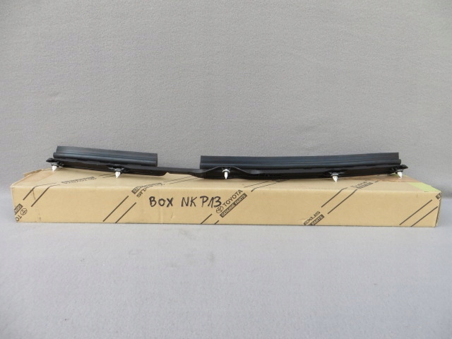 53039-42010 - TOYOTA RAV 4 LIFT 10-12 НАКЛАДКА КАПОТА