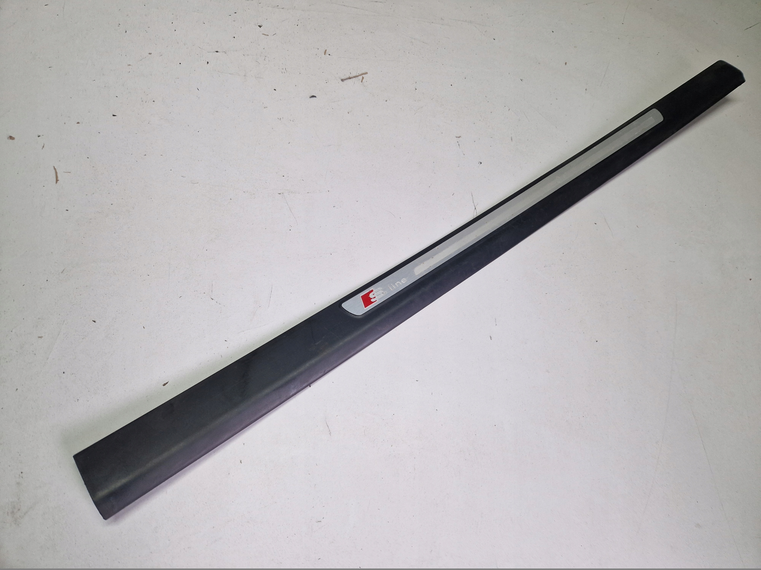 moulding threshold cap right front AUDI A6 C6 A6C6 4F0853374E