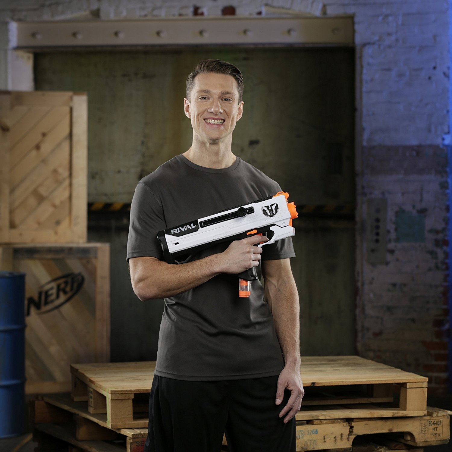 NERF RIVAL HELIOS WYRZUTNIA MAGAZYNEK NA KULKI X7 Marka NERF