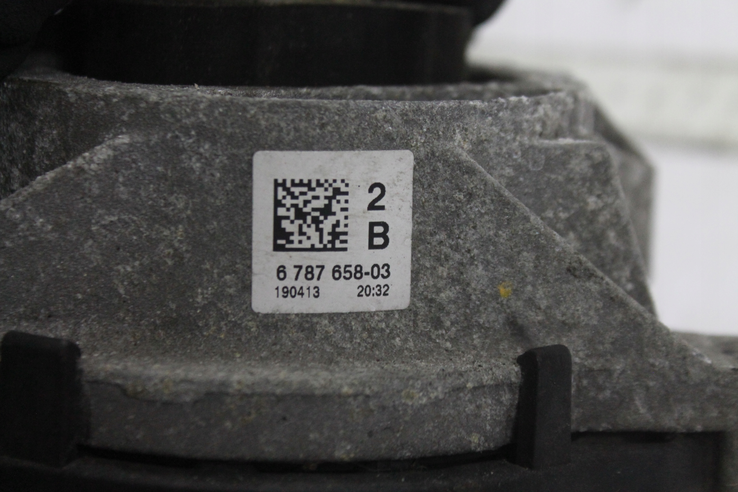 holder engine mount 6787658 BMW 1 F20 2.0D 11-15