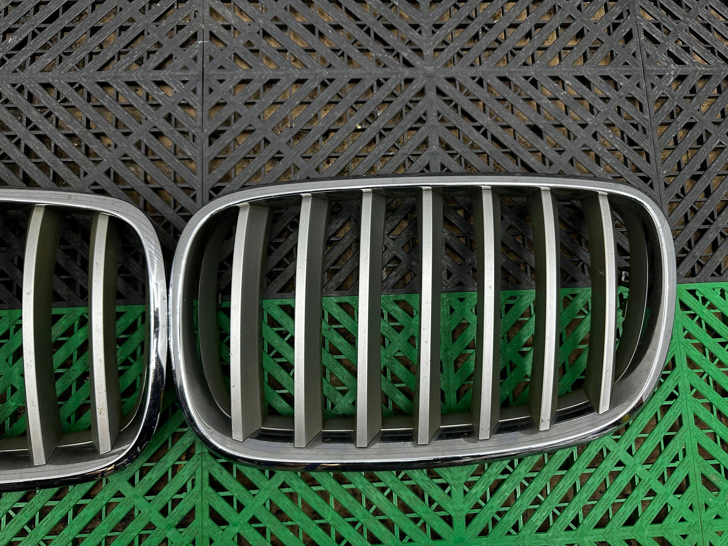 grill front BMW X5 E70 7157687 7157688