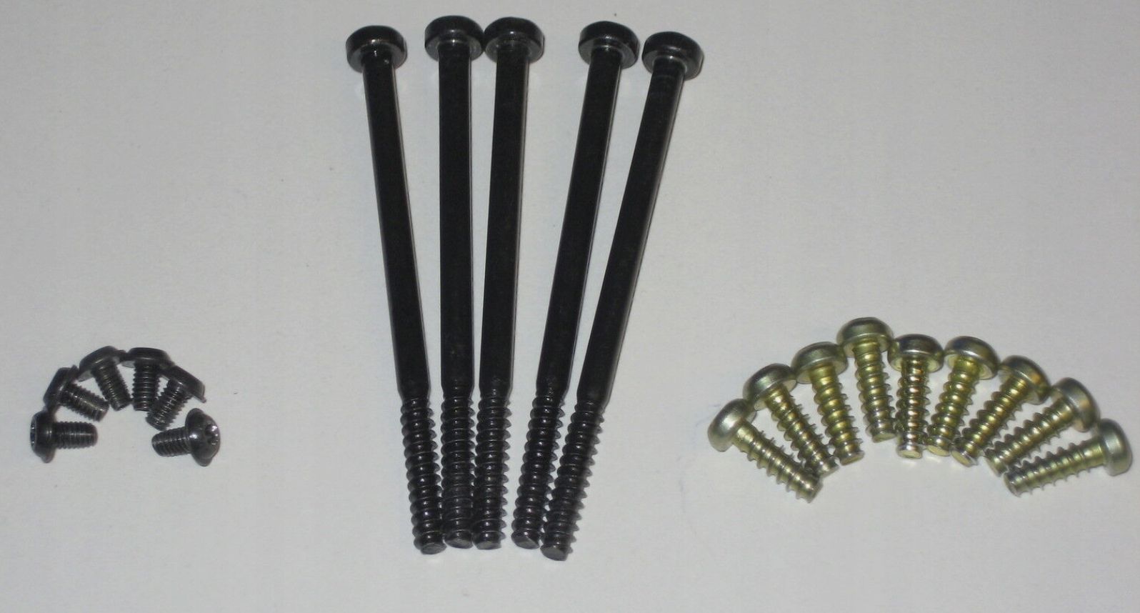 Для Xbox 360 Slim набор длинных винтов