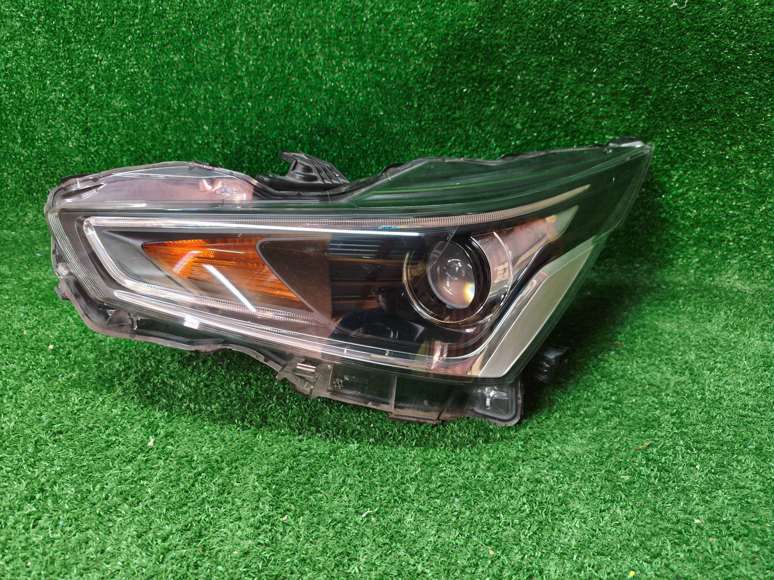REFLEKTOR left front TOYOTA AYGO II LIFT 18- NR.R1503
