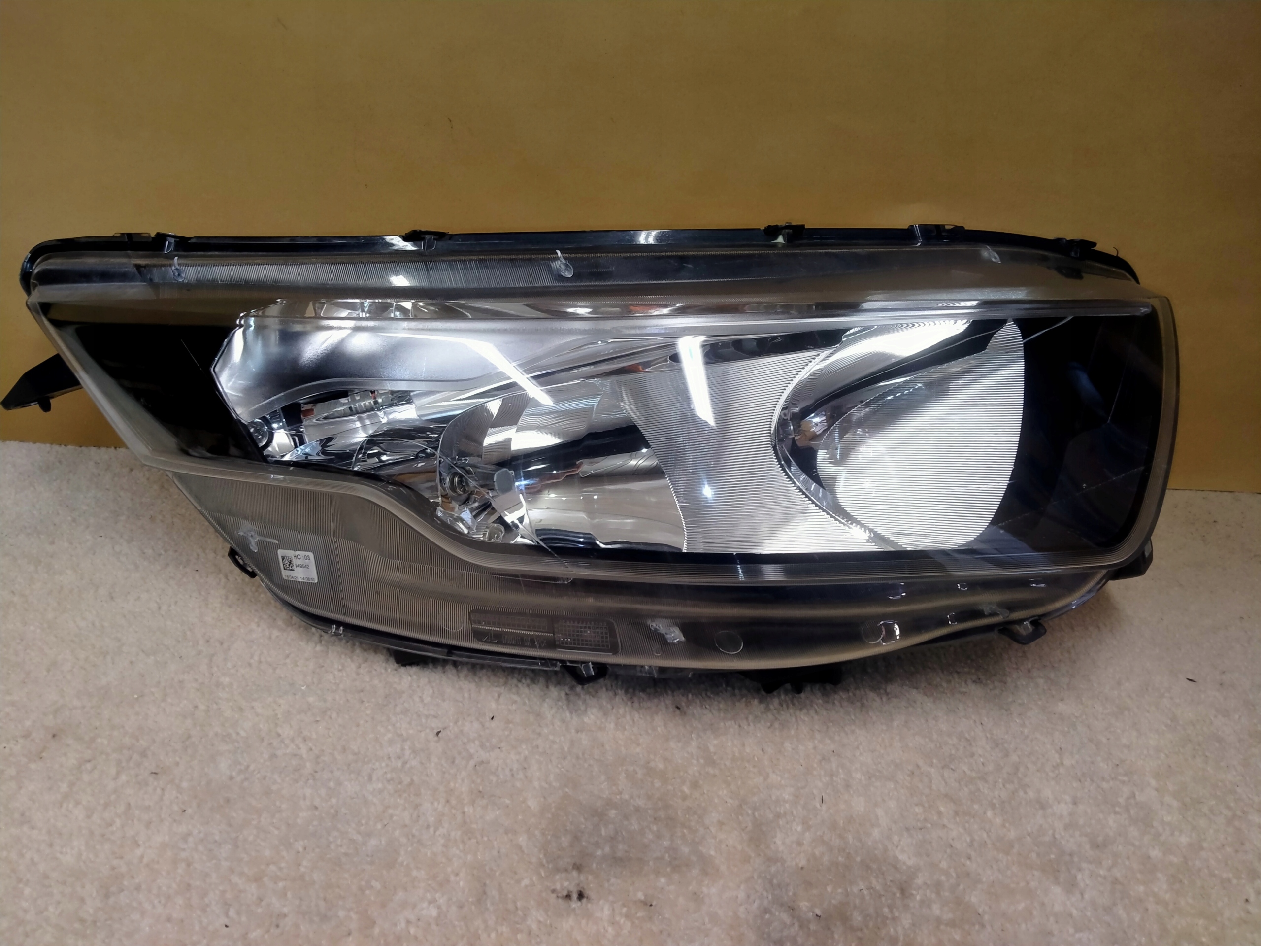 IVECO DAILY IV LAMPA PRAWA 05802476873 IDEALNA