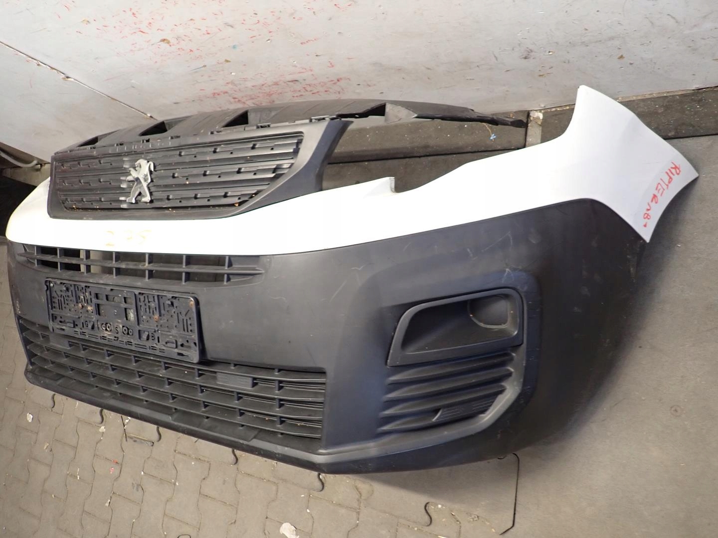 bumper front front PEUGEOT RIFTER 2018