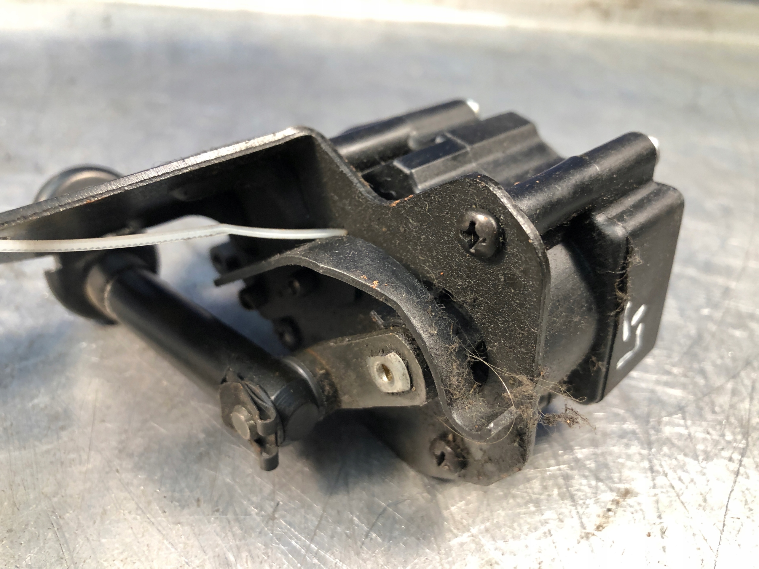 MICRO MOTEUR VITRE TL VW SHARAN ET FL 95VW14453AA