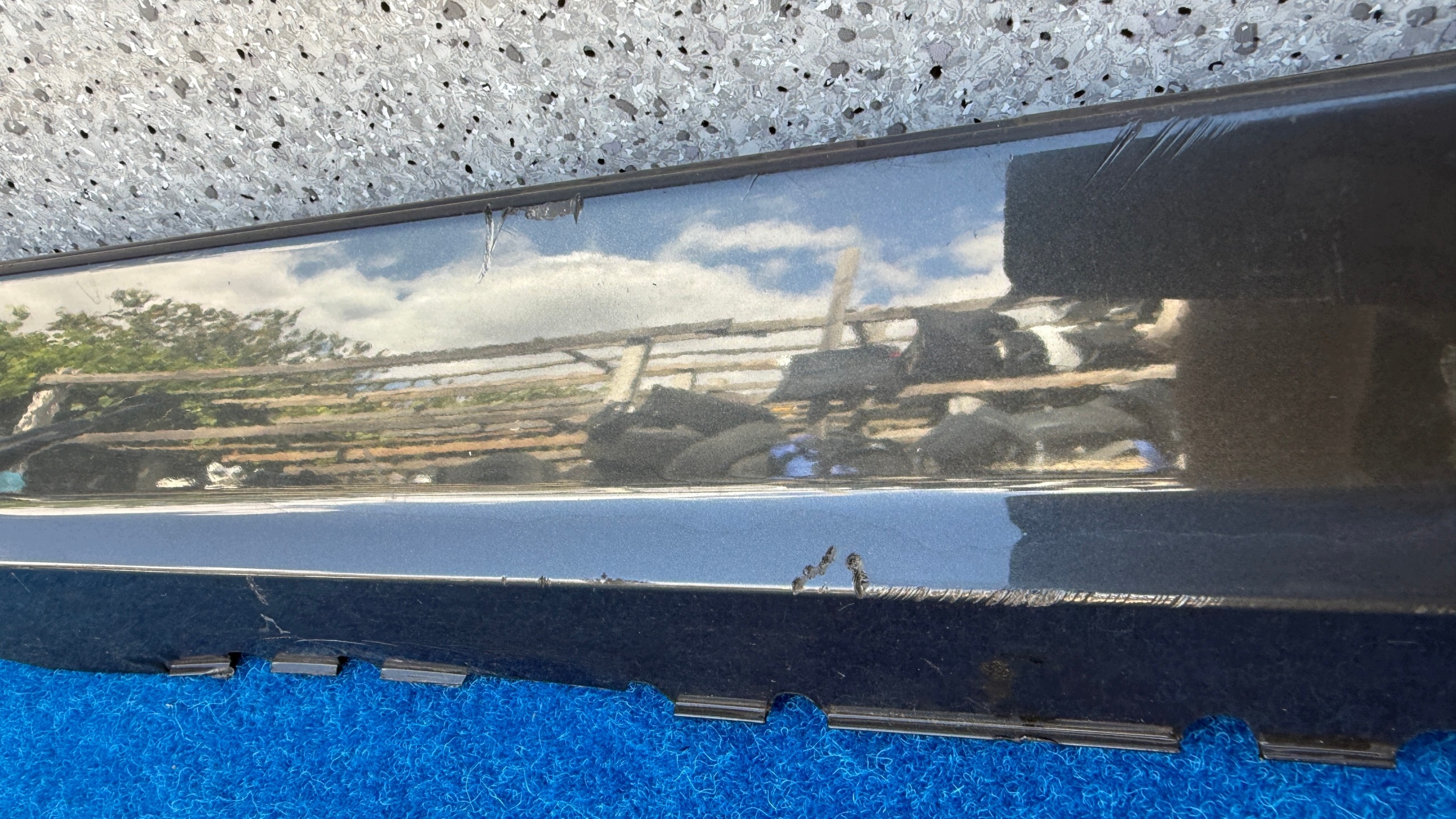 AUDI A4 B9 8W ALLROAD left moulding threshold threshold left 8W9853855E Z29