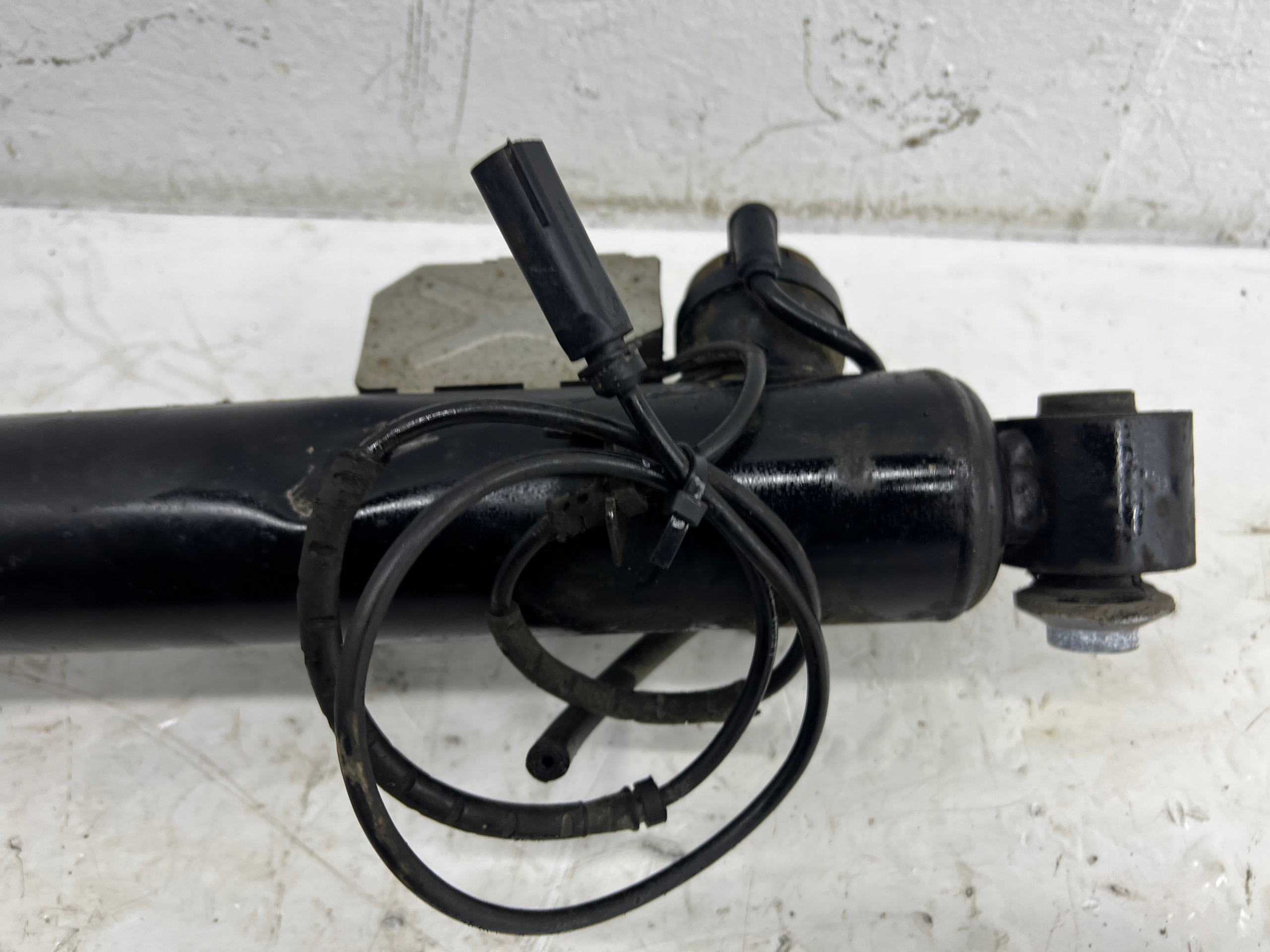 shock absorber rear left left rear part VDC BMW X5 E70 6779703