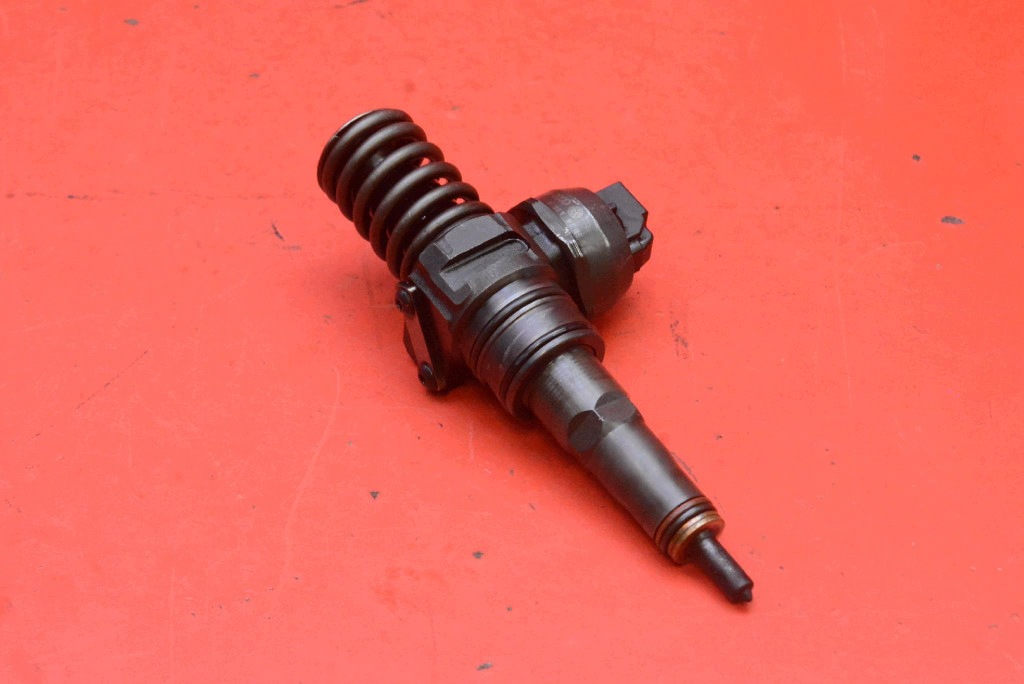 Einspritzdüse Einspritzdüse 038130073BA 0414720216 VW PASSAT B5 1.9 TDI 130 KM 00-05