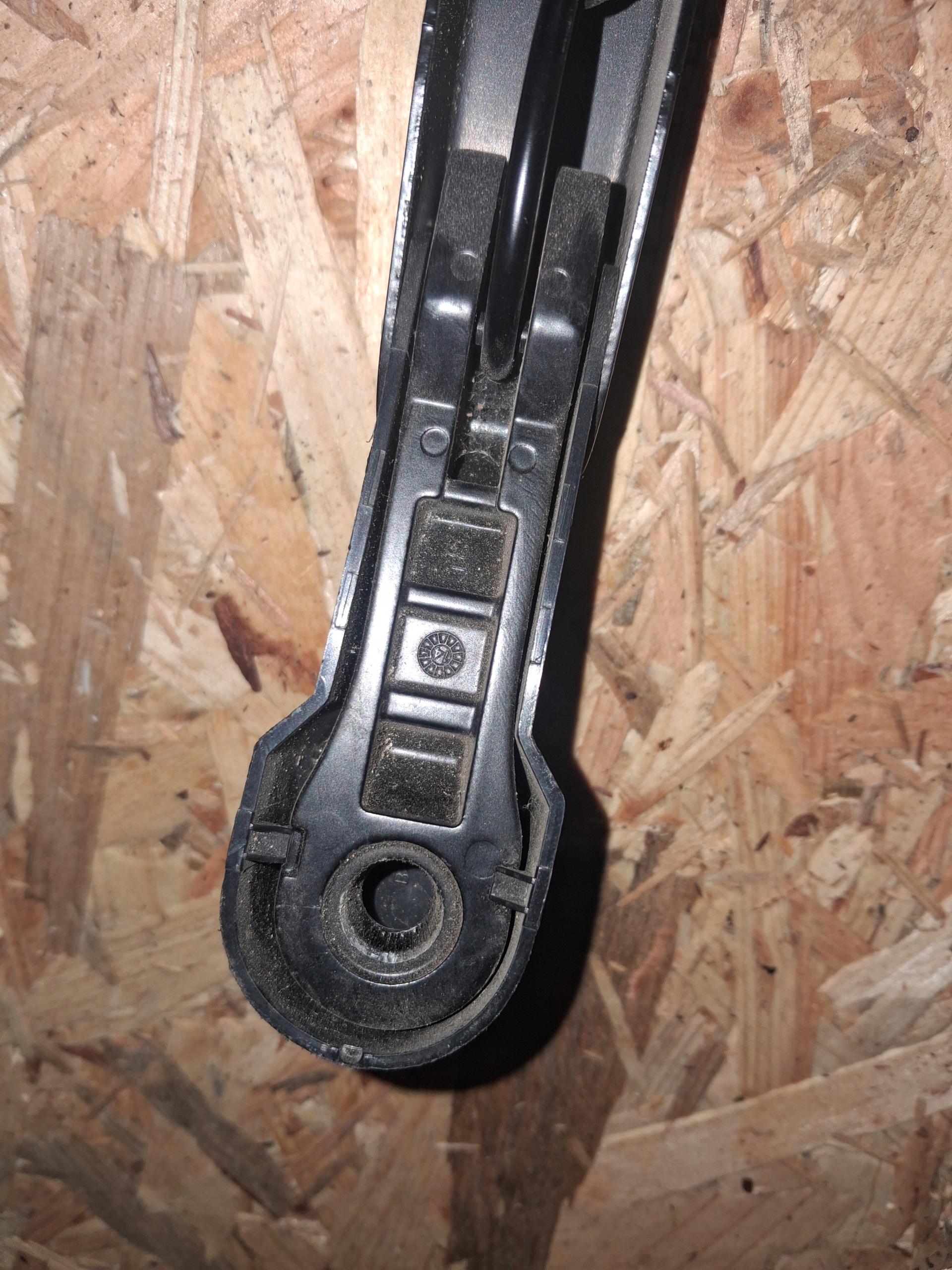 wiper arm left JEEP WRANGLER 55077860AC