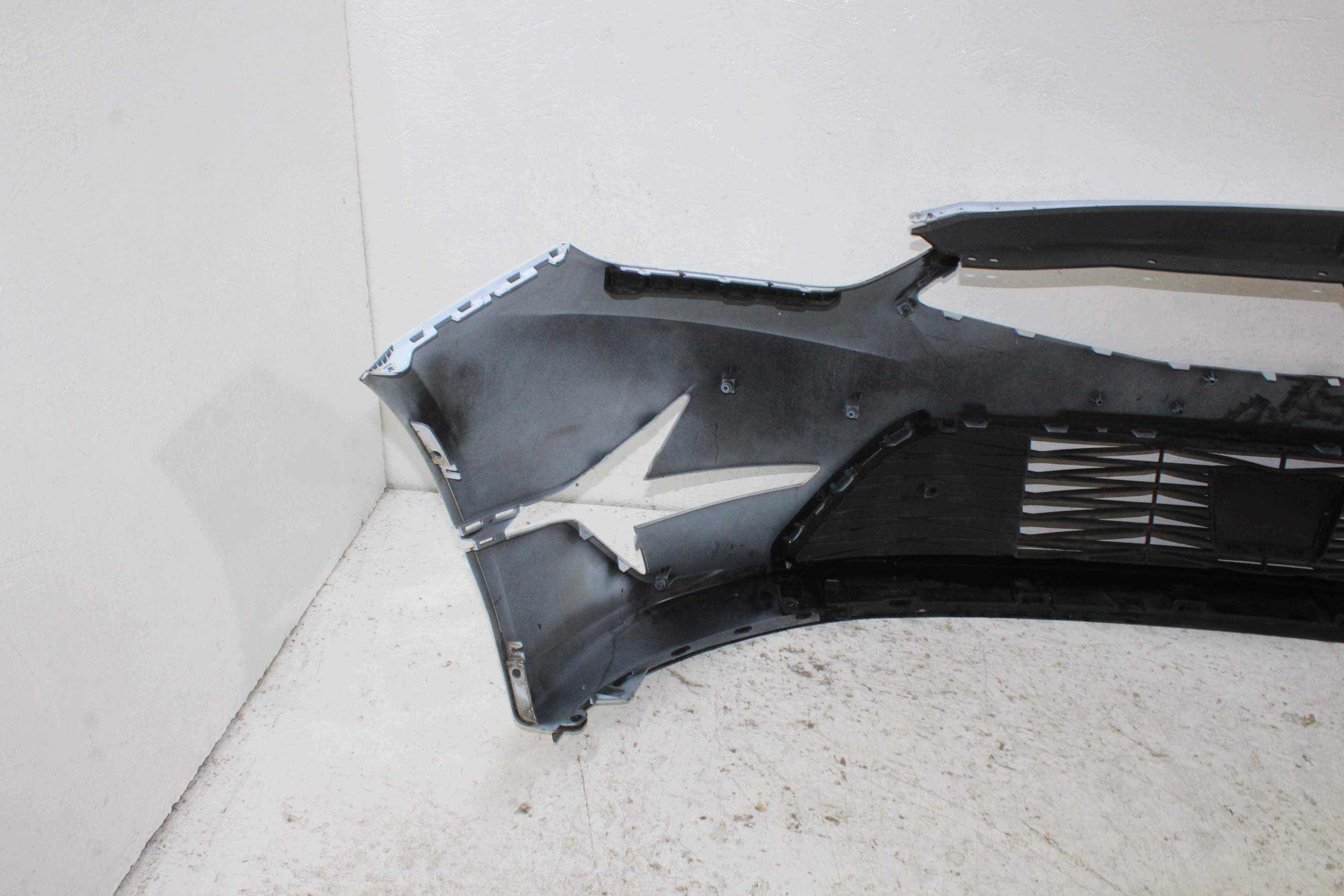 KIA Ceed III lLift bumper front front 86511-J7DA0