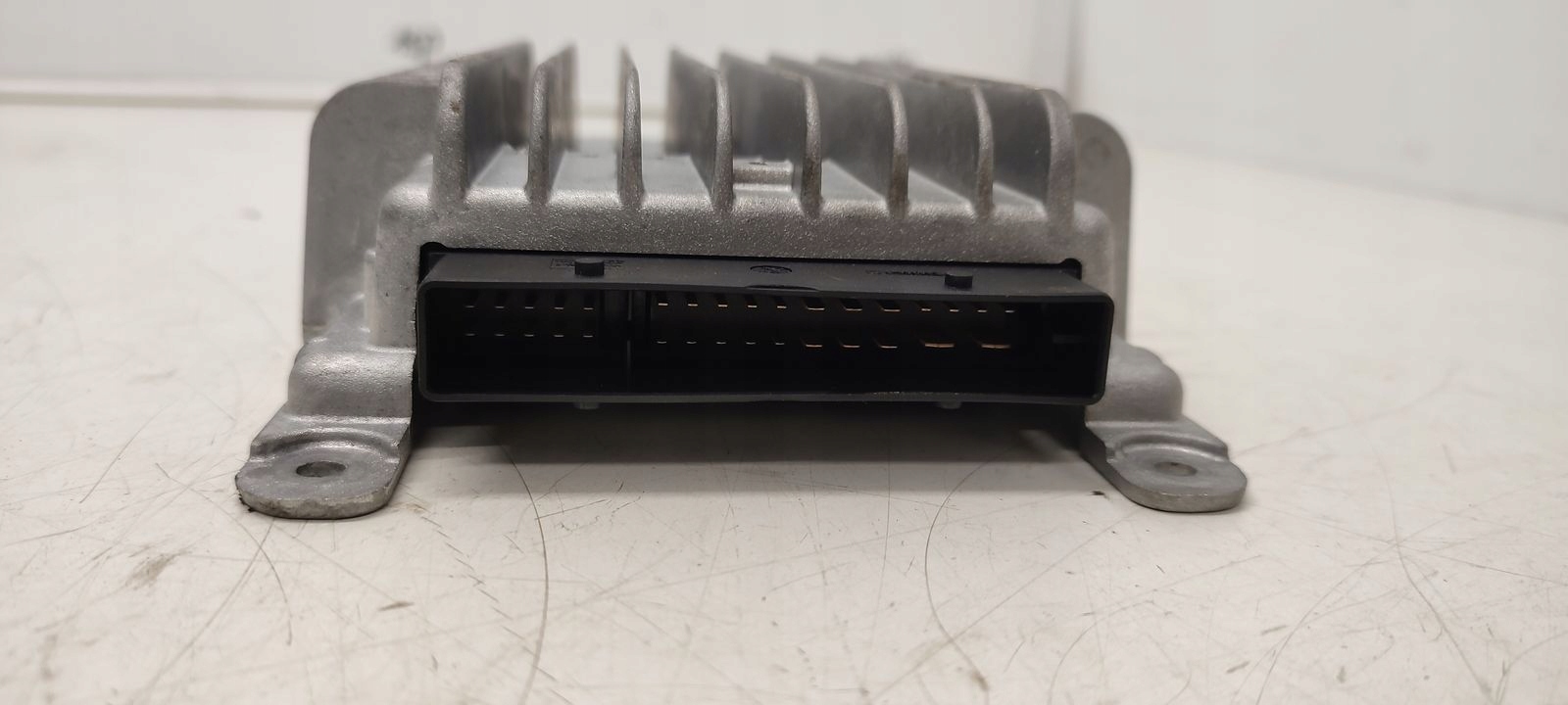 amplifier Audi A4 B7 Cabrio 2,0 TDI