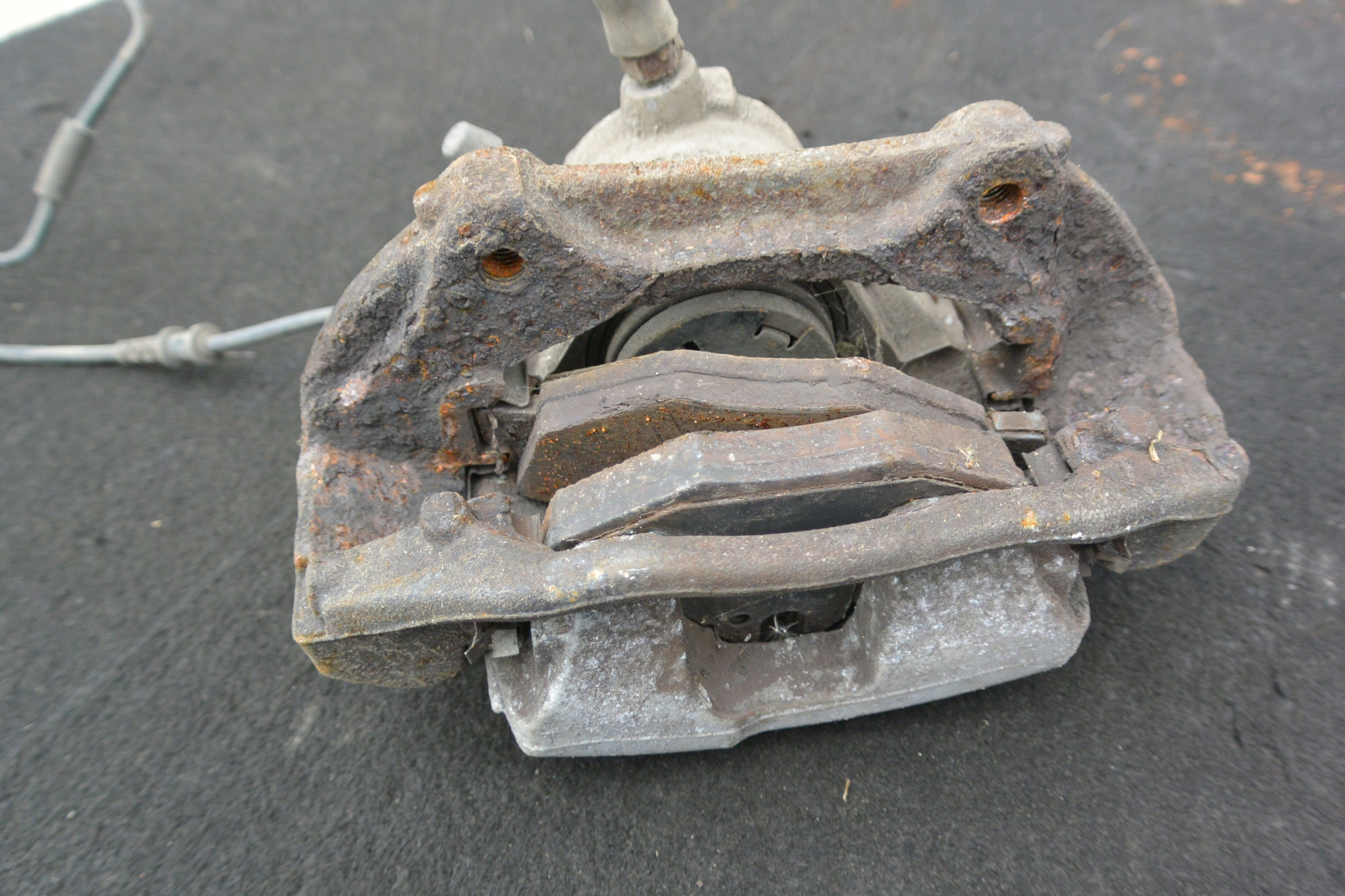 caliper calipers front right left KPL BOSCH 295x28 MERCEDES E CLS W211 W219